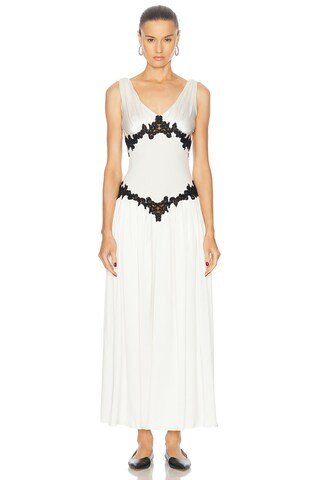 Highland Dress | FWRD 