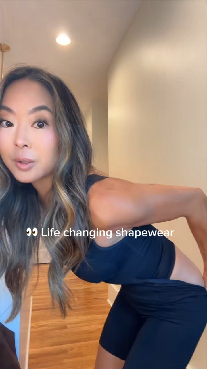 Ummm the perfect shapewear does exist if you’re a petite girlie like me! Hassle free, bathroom friendly, snatching, seamless, built in bra, adjustable straps, the list goes on! I got size XS & they’re sooo good. #shapewear #petite

#LTKPetite