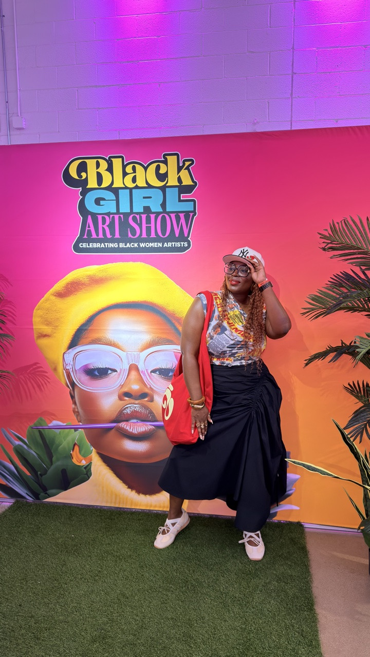 Fashion and art go hand in hand—both tell stories without saying a word 🎨✨ Black Girl Art Show was everything and I couldn’t leave empty handed. One piece of art definitely came home with me 🫶🏾

The Fit
Shirt: @mejimeji.co
Skirt: @urbanrevivo 
Sneakers: @adidas 
Tote: @kaicollective

#blackgirlartshow #blackgirlmagic #blackgirlart #dfwevents #blackexcellence

#LTKdayinmylife #LTKMidsize #LTKvlog