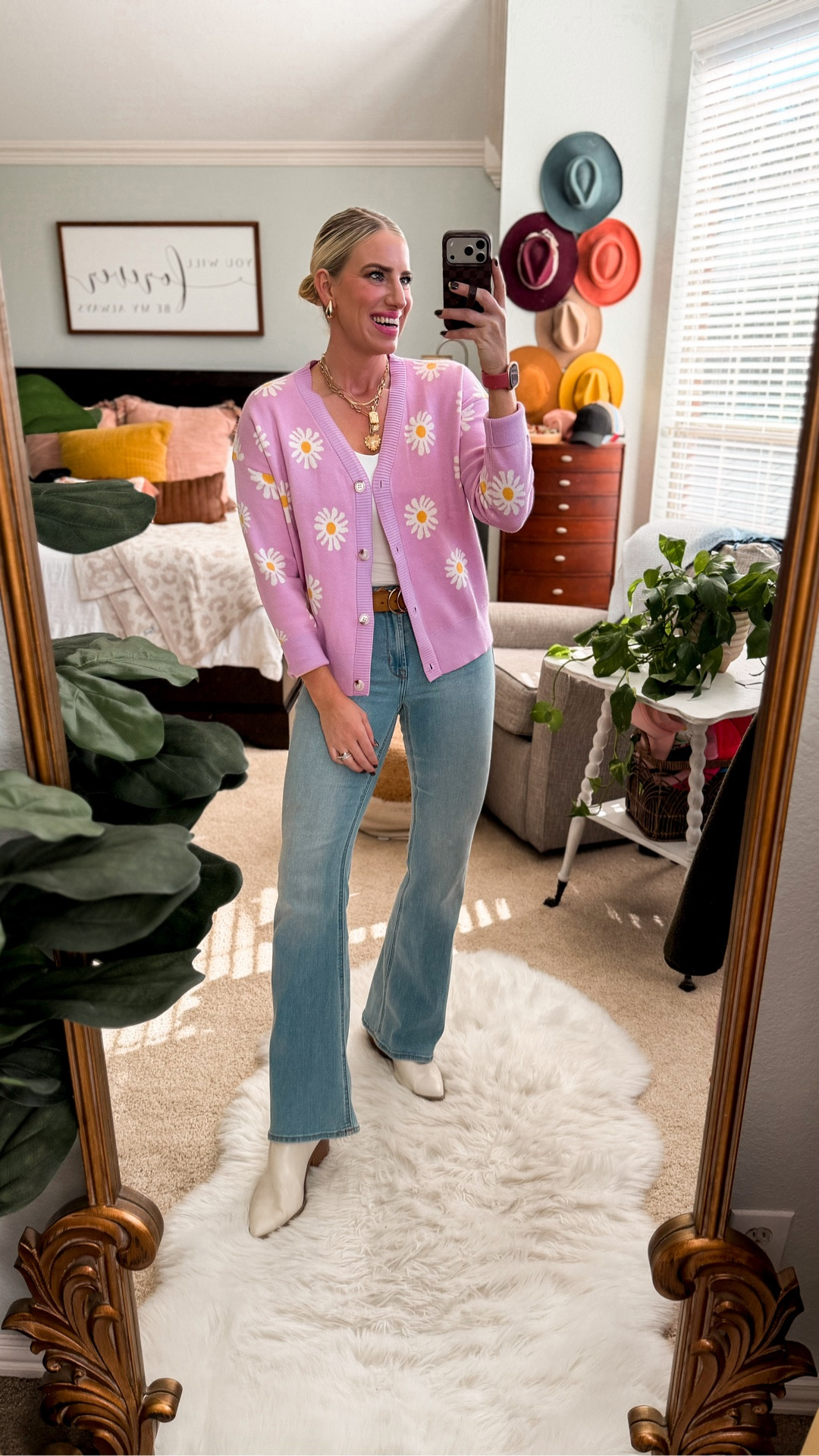 Bury me in this cutie 🥰 cardigan 
Obsessed with this colorway but also love the solid options—super luxe knit 
Fits tts and wearing a small  

#LTKOver40 #LTKStyleTip #LTKFindsUnder50