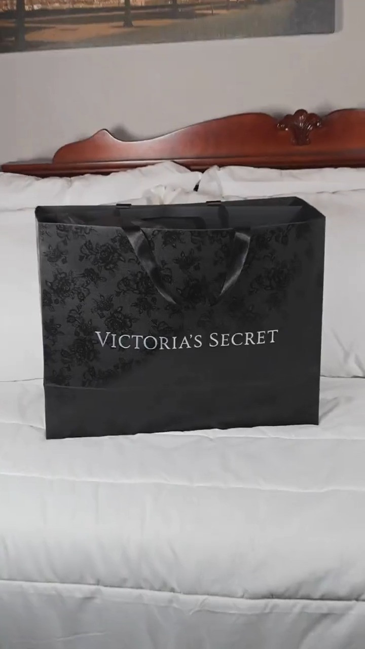 Victoria's Secret Very Sexy Collection Unboxing 🖤🪽  

 #LTKgrwm #LTKootd #LTKSaleAlert