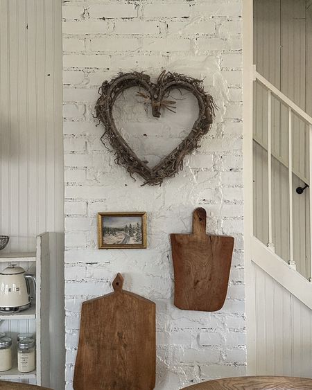 In love with this heart wreath! 

#LTKSeasonal #LTKhome