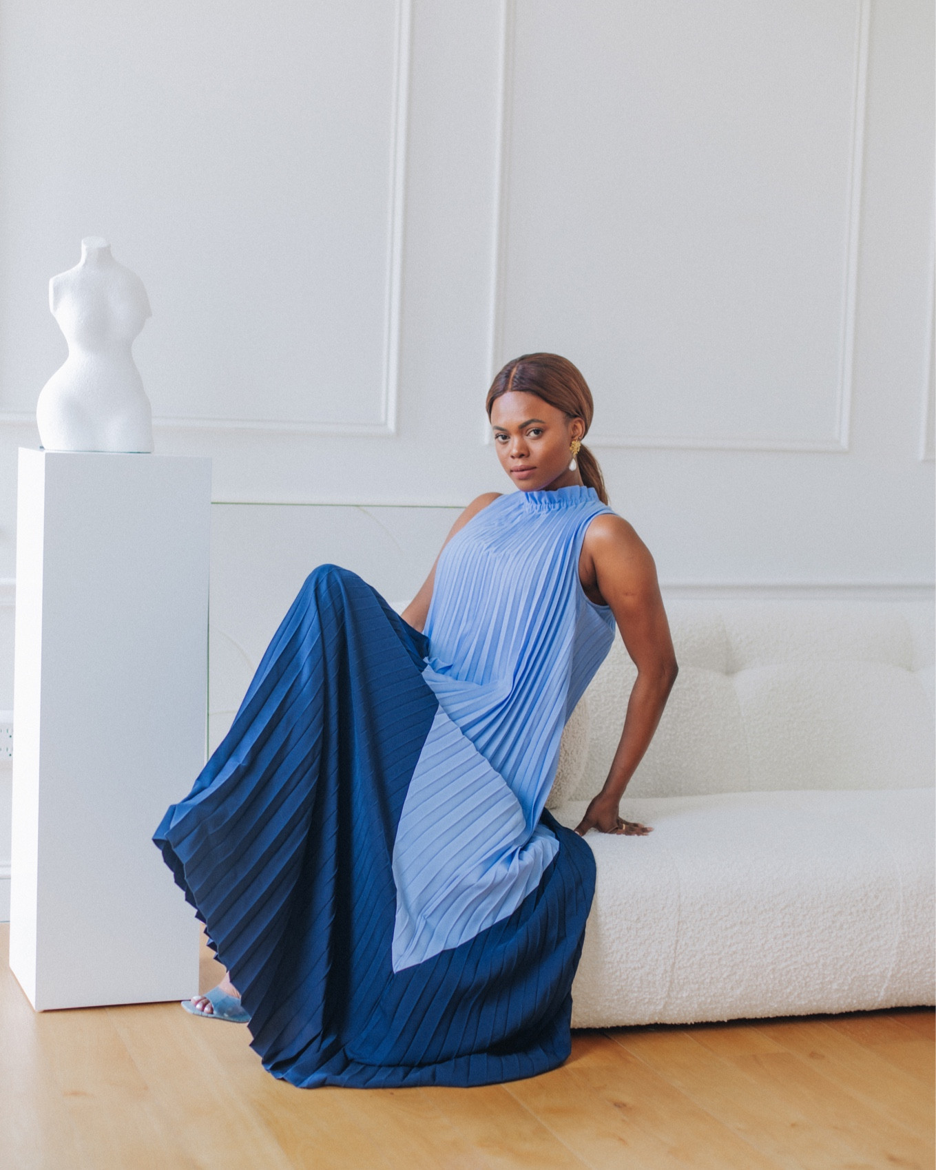 Something blue! @sailtosable x @jenniferblakr collection just dropped today. 
I’m wearing the Emma pleated maxi dress, she’s elegant, perfect as a wedding guest dress & all your vacations or hosting…



#LTKstyletip #LTKwedding