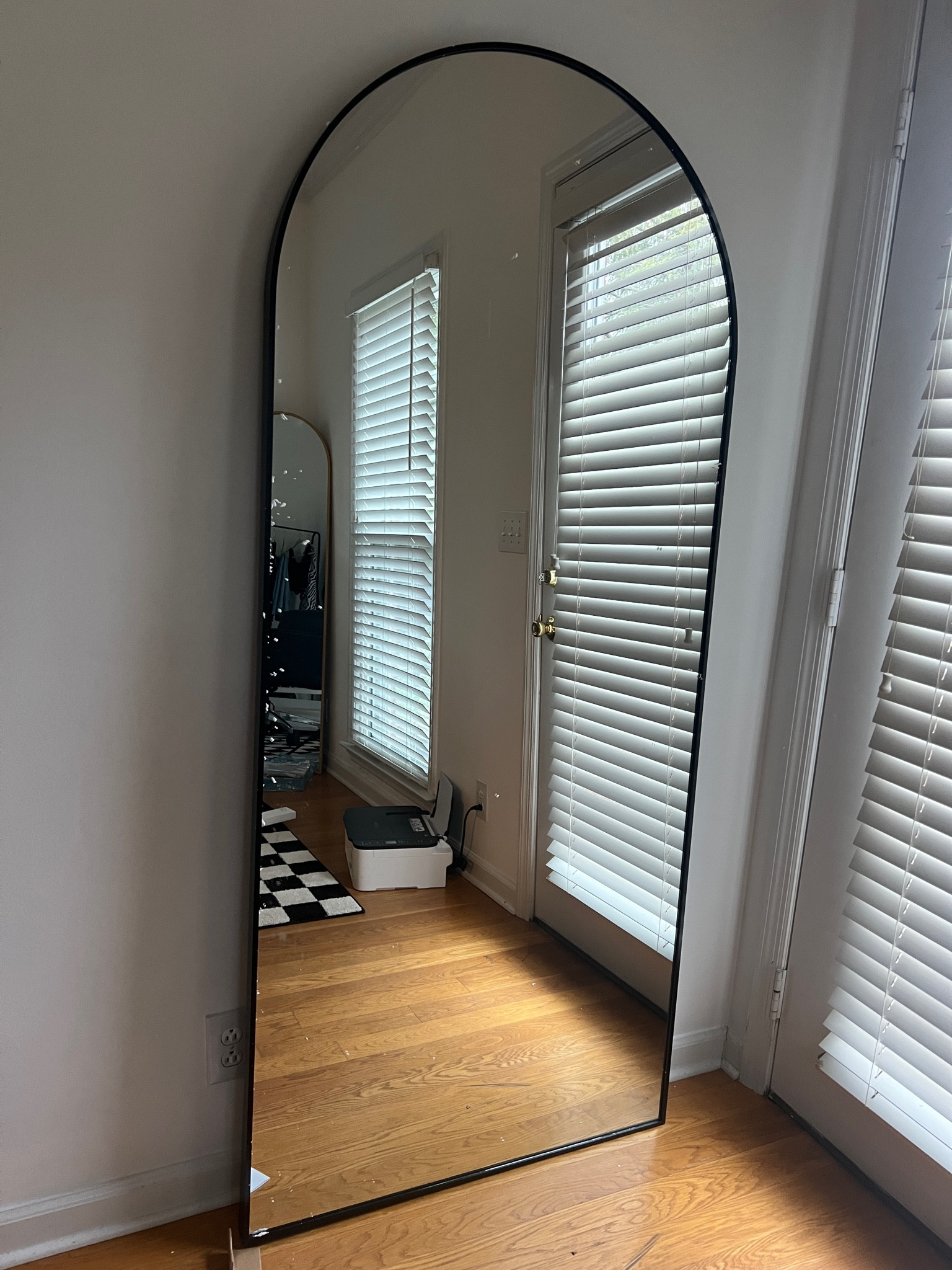 Oversized black arch mirror 

#LTKhome