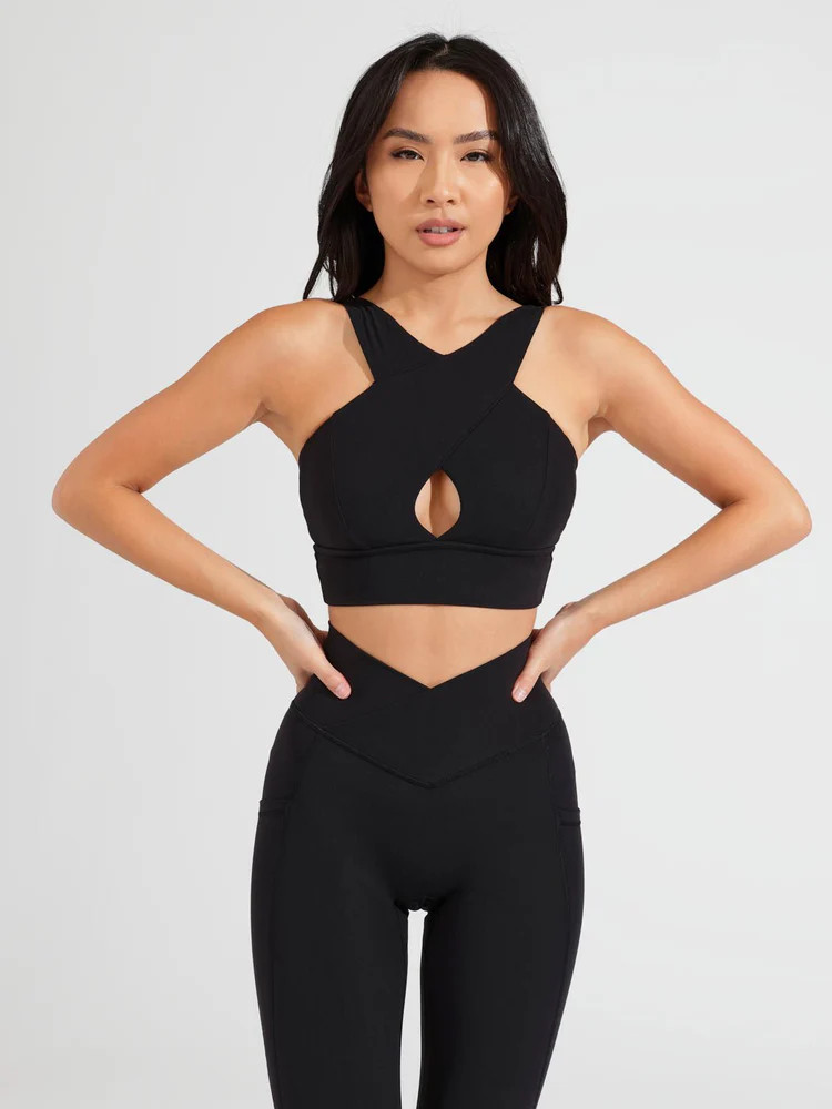 Harmony Halter Sports Bra - Onyx Black | Buffbunny