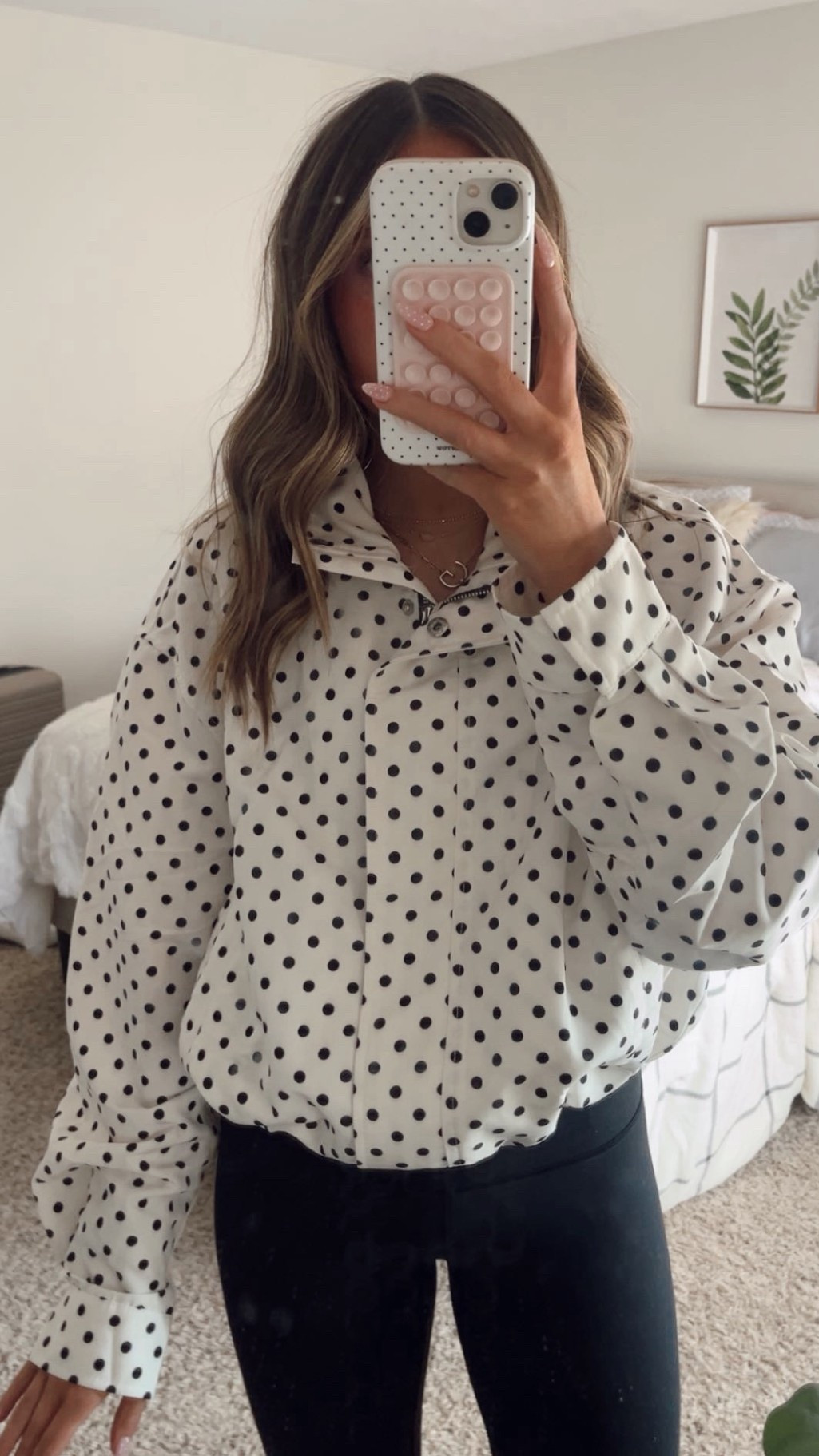 day 12/30: everyday outfits 🤍
recent amazon purchase, this zip up is an exact dupe to the bigger name brands selling it, but a fraction of the price! paired with jeans or leggings, so cute & good quality!!

#LTKootd #LTKU #LTKdayinmylife