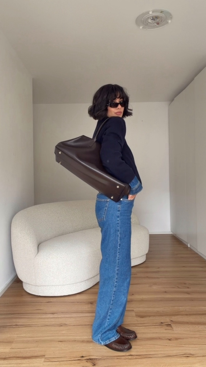 gdwm 

#gdwm #look #fashion #casualchic #denimondenim