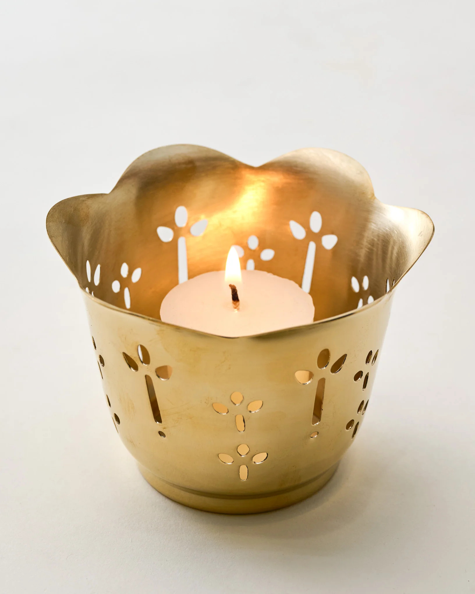 Solid Brass Floral Candle Holder | Magnolia