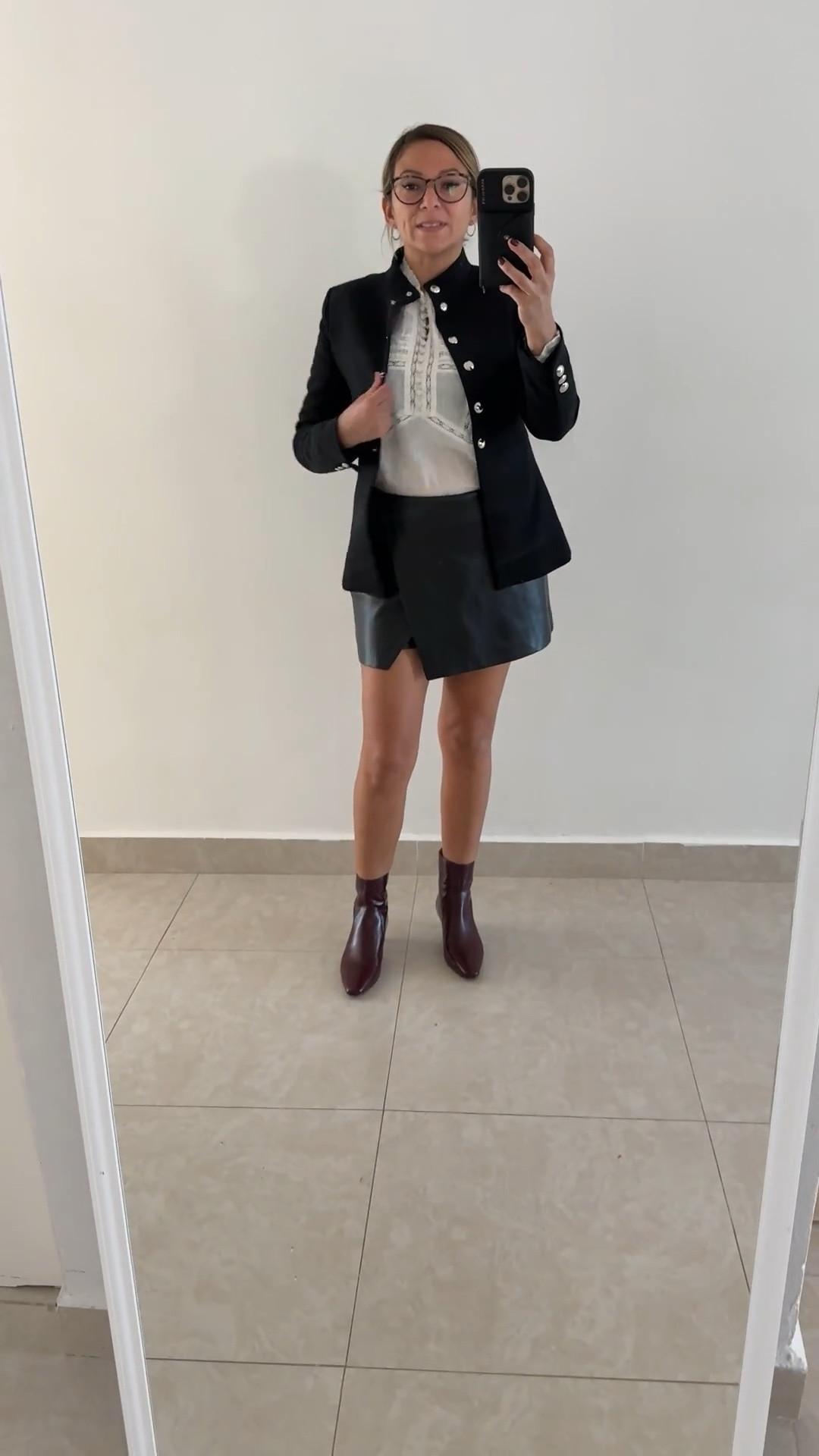 Tried on a look I thought would work… but there was just way too much going on!

#TravelFashion #FallOutfit 

#LTKStyleTip #LTKCon #LTKTravel