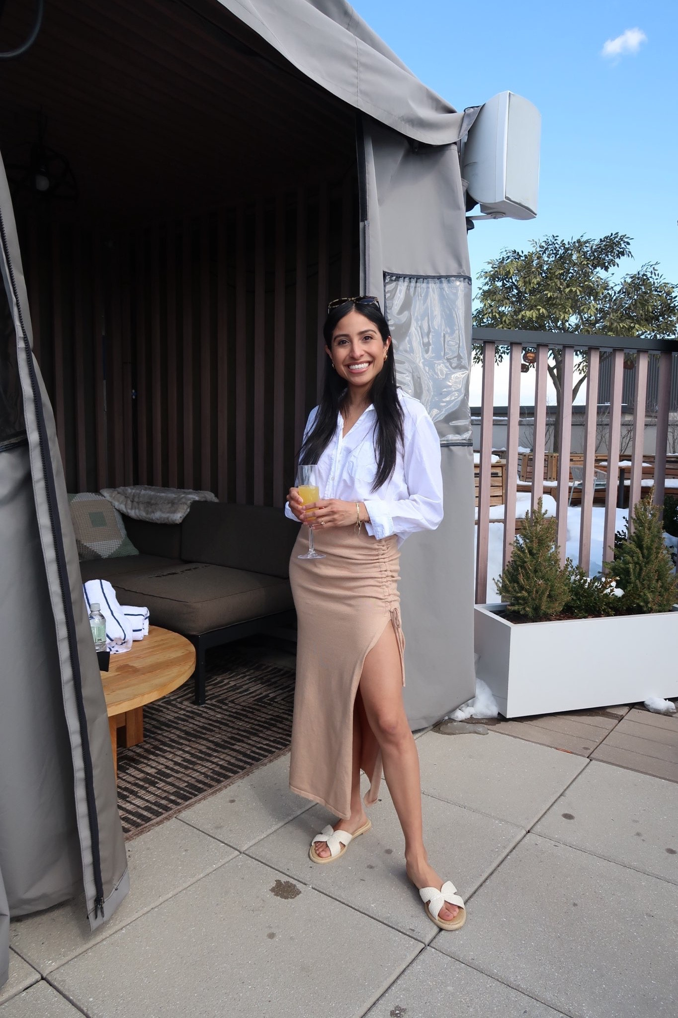 spring transition outfit
relaxed linen button up shirt 
high waisted ruched maxi skirt 
dolce vita raffia sandals

spring break / spring outfits / travel / resort wear 


#LTKSeasonal #LTKstyletip #LTKfindsunder100