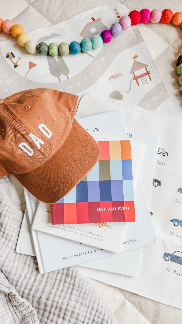Time to celebrate Dad! Cue all the personalized and sentimental gifts 🥹  use code JORDANNA15 to save at ReytoZ  

- books from each kid (thanks to @hello.little.bird for the idea)
- a personalized hat from @reytoz (a favorite gift for anyone and everyone)
- a @chatbooks book of all the photos of dad with the kids from the last year (our yearly tradition for my very sentimental husband)

P.s. you can use these ideas for any holiday or birthday!

Happy Father’s Day weekend to the dads who do it all 🥰