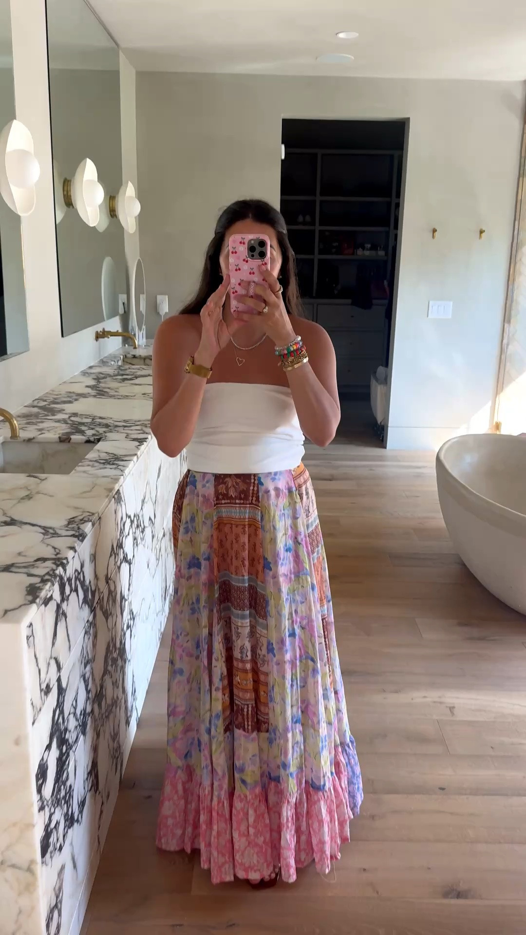 10/10 for this flowy maxi skirt 👏🏼

Top: medium 
Skirt: medium 

Dressupbuttercup.com #dressupbuttercup #dederaad

#LTKootd #LTKmomlife #LTKSeasonal