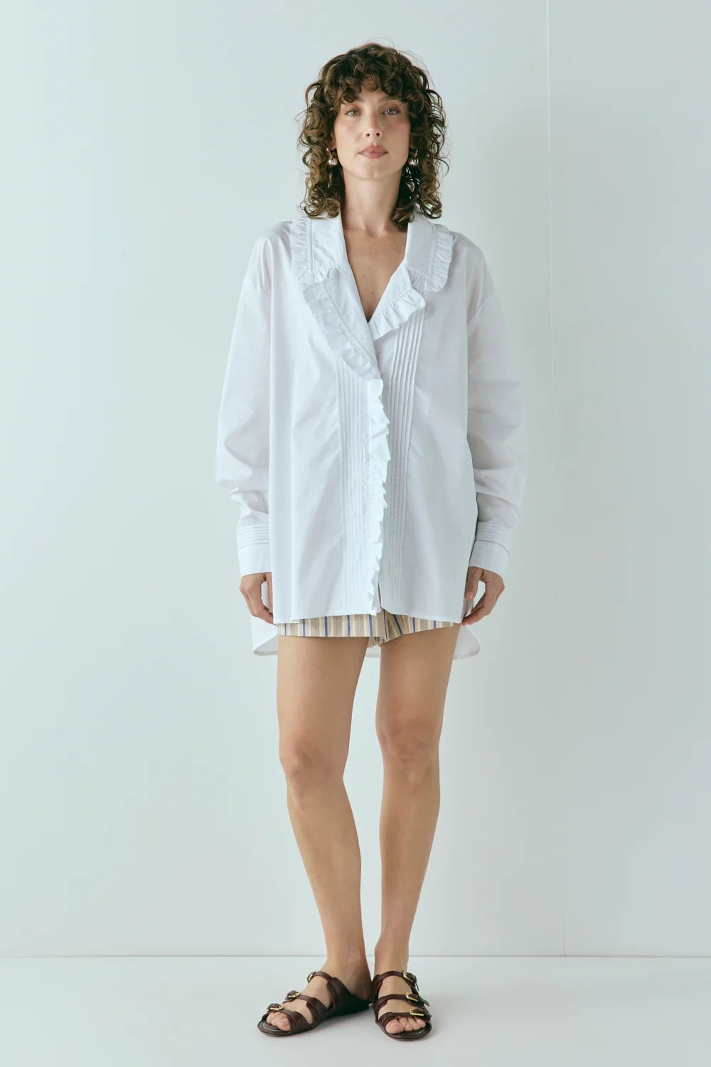 Zephyr Shirt White | VRG Grl