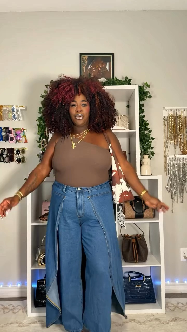 Getting ready with me for an event ✨ Keeping it cute and simple tonight.

Top from @sheinofficial, pants from TikTok, shoes by @stevemadden , and this bag from @amazon . Effortless but still giving a whole look. What do we think? 💁🏽‍♀️🖤

#GRWM #SimpleStyle #OOTDInspo #EffortlessLook #StyleOnABudget