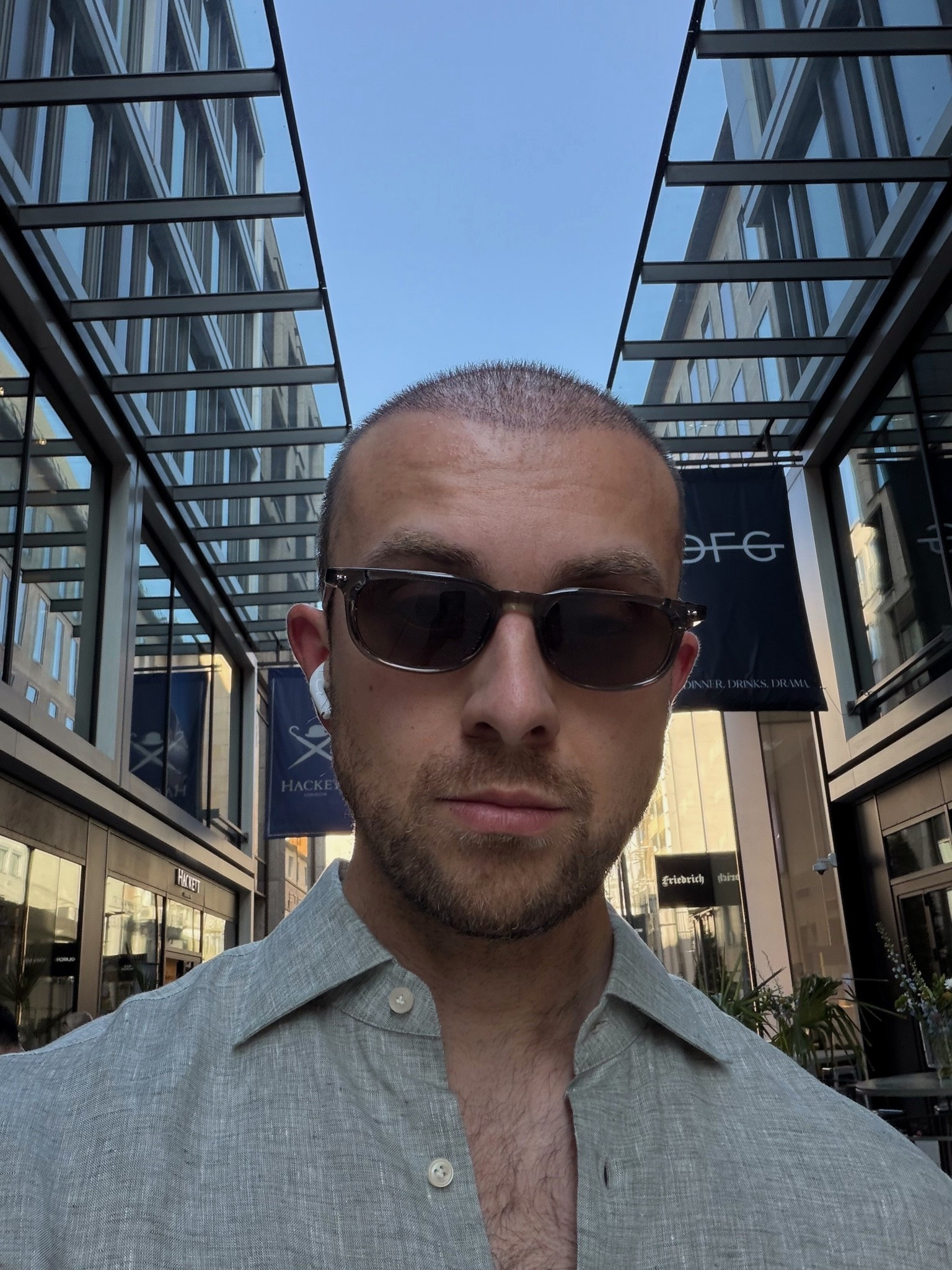 New hairline appreciation

#LTKstyletip #LTKherren #LTKluxury