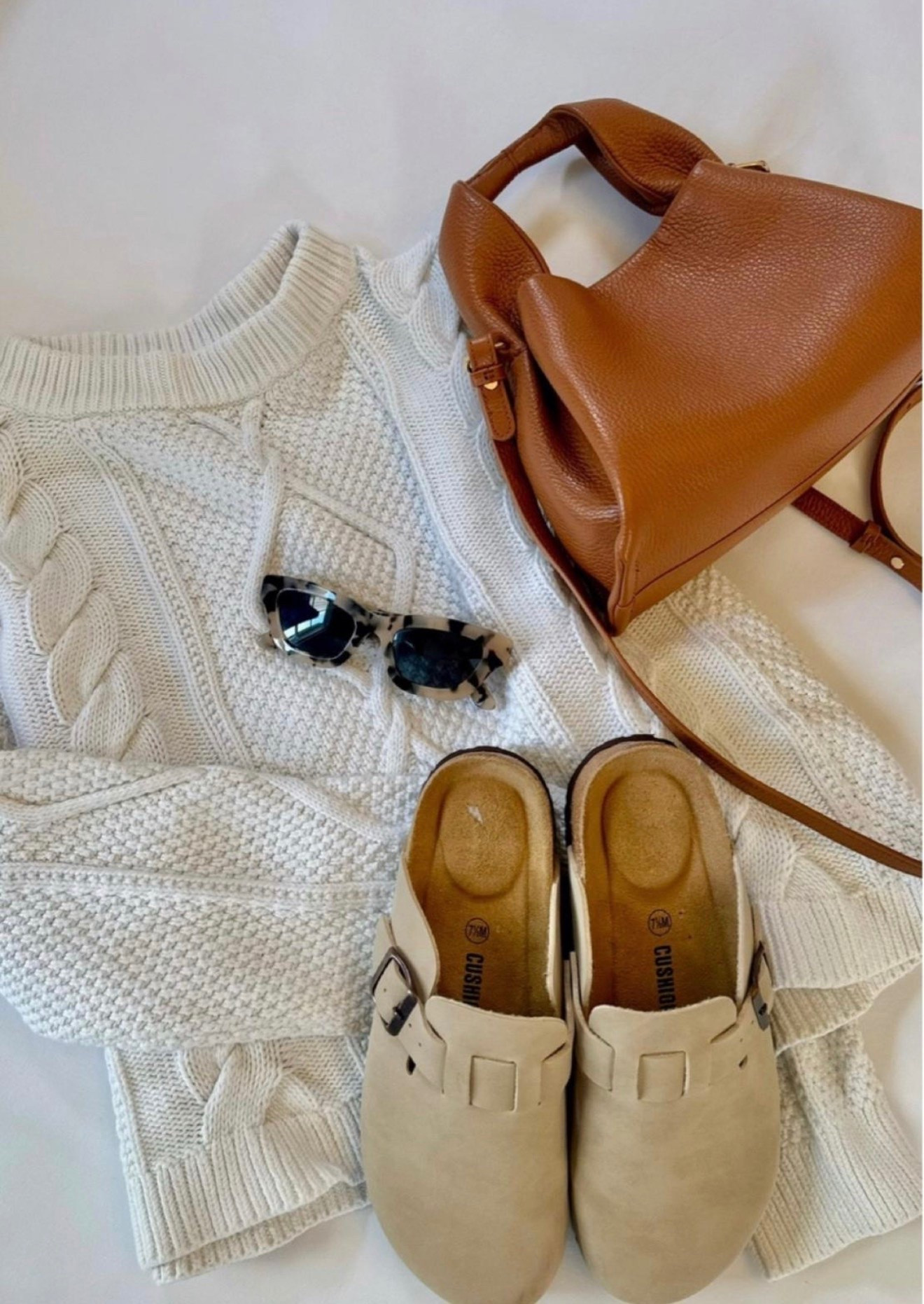 Fall fashion inspo🍂🍯🌾

Birkenstocks
Natural Fibers
Sweater
Capsule wardrobe 

#LTKSeasonal

#LTKSeasonal #LTKWorkwear #LTKdayinmylife