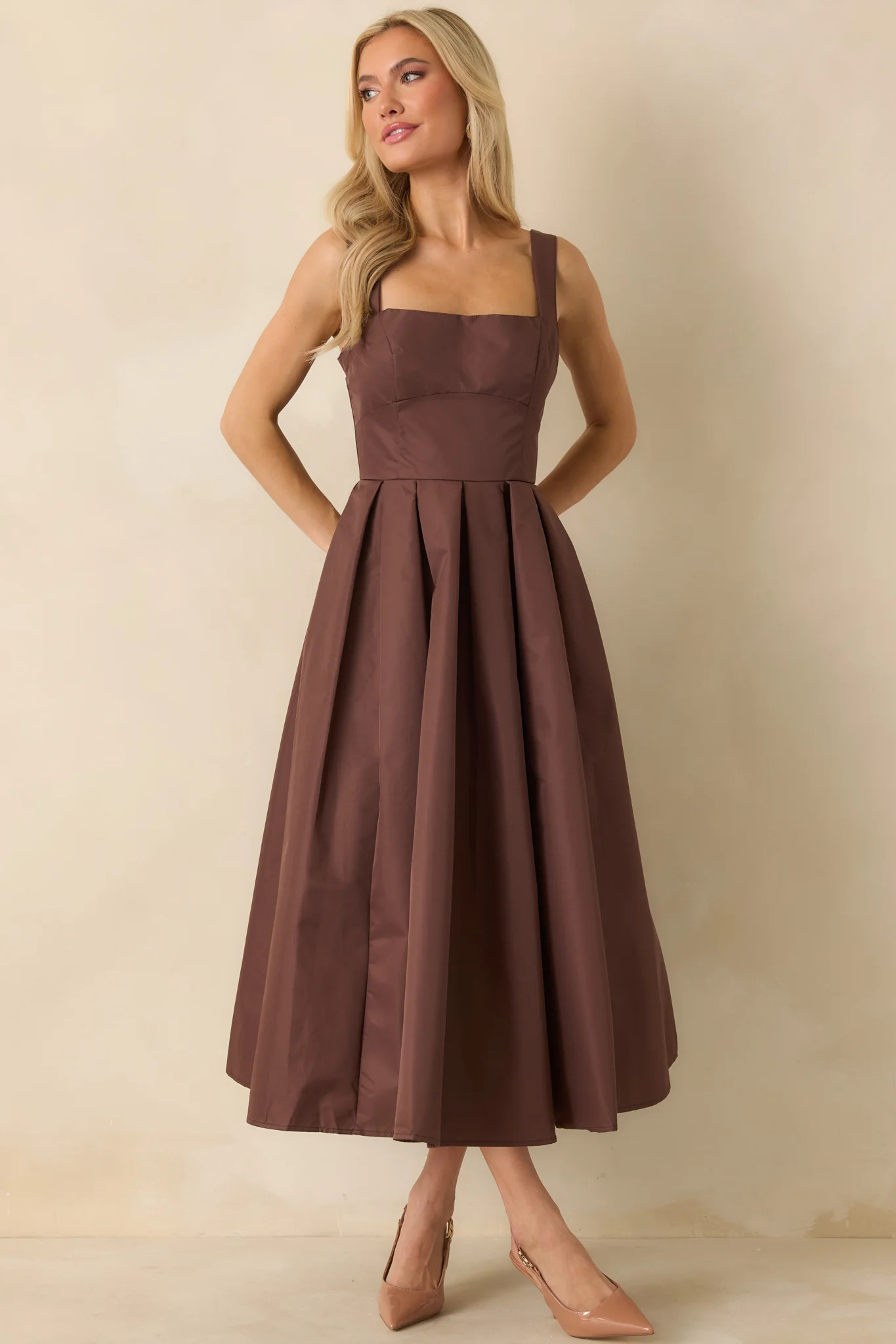 The Main Idea Cocoa Brown Sleeveless Pleated Structured Midi Dress | Red Dress