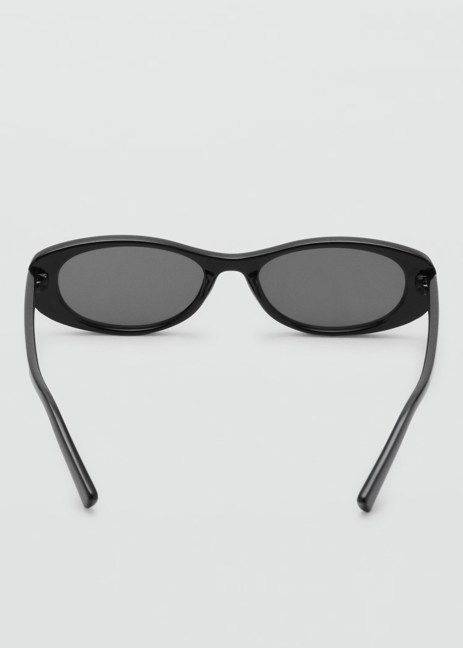Oval-frame sunglasses - Women | MANGO United Kingdom | MANGO (UK)