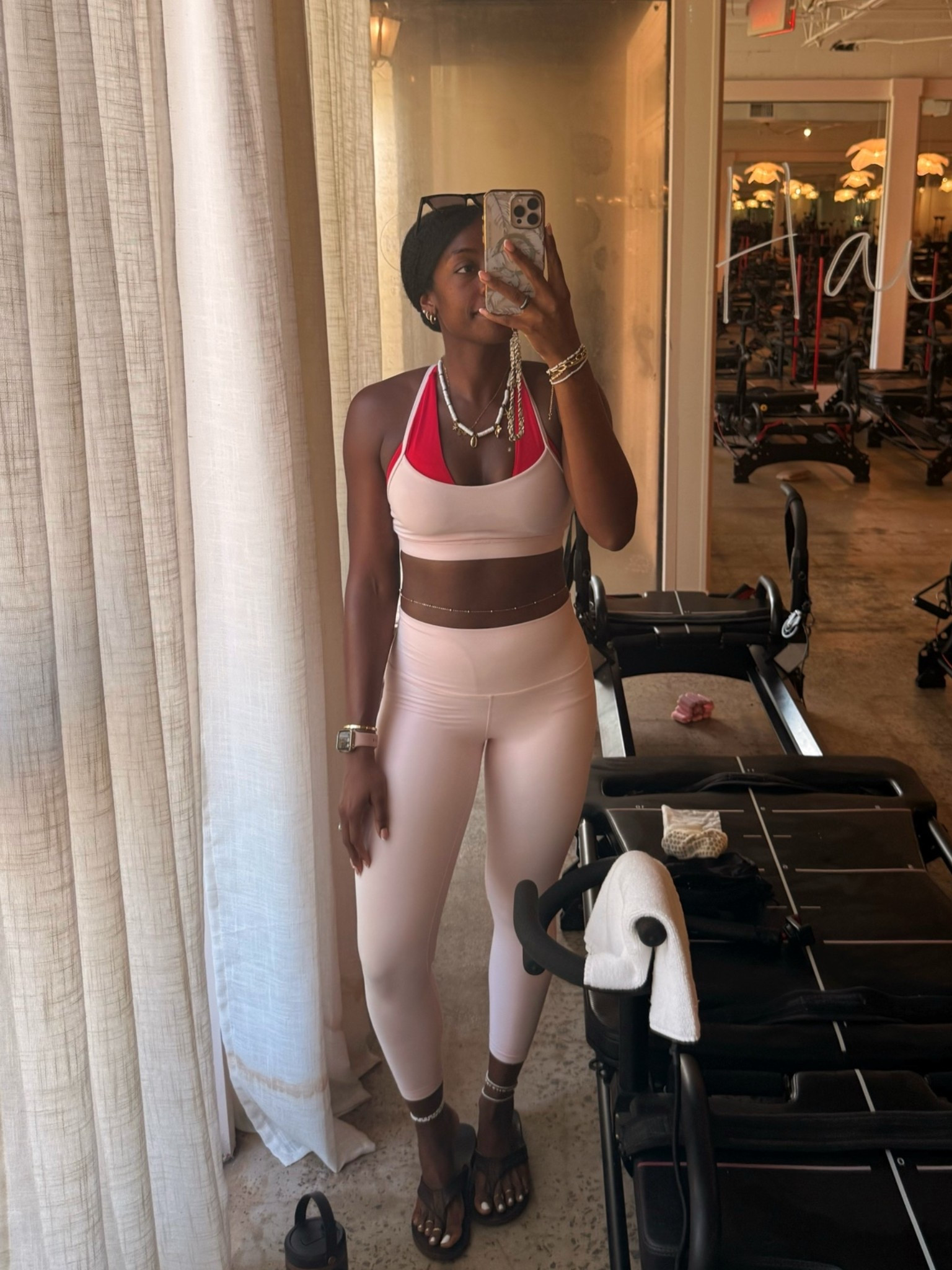 Pilates + Lagree Outfit | Cute Matching Activewear Set

Pilates outfit, Lagree outfit, Pilates girl, Pilates activewear, Pilates matching set, cute workout outfit, feminine activewear, studio workout outfit, matching workout set, wellness girl

Shop my Pilates/Lagree fit + similar favorites 🤍

#LTKootd #LTKfitnessgoals #LTKActive