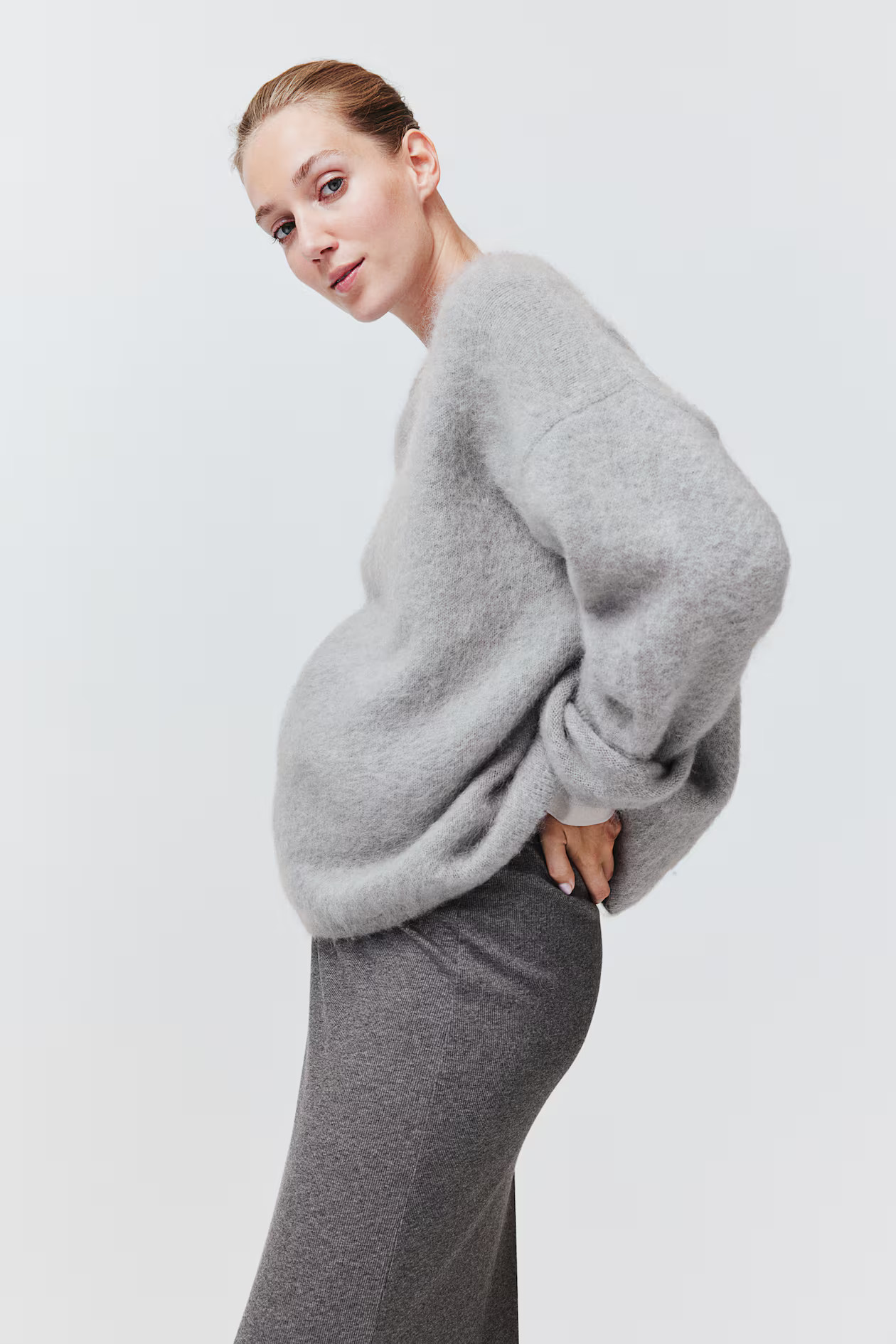 MAMA Long Ribbed Skirt | H&M (US + CA)