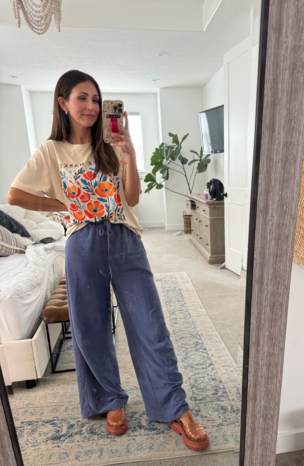 Amazon linen pants, oversized shirts, and chunky Melissa sandals for the win as we transition from summer to fall. 

#LTKFindsUnder50 #LTKSeasonal #LTKShoeCrush