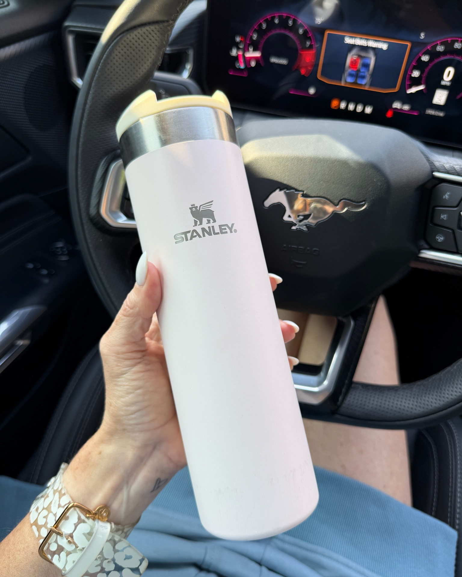 Hydrate 💦 in style!

#LTKOver40 #LTKActive #LTKfitnessgoals