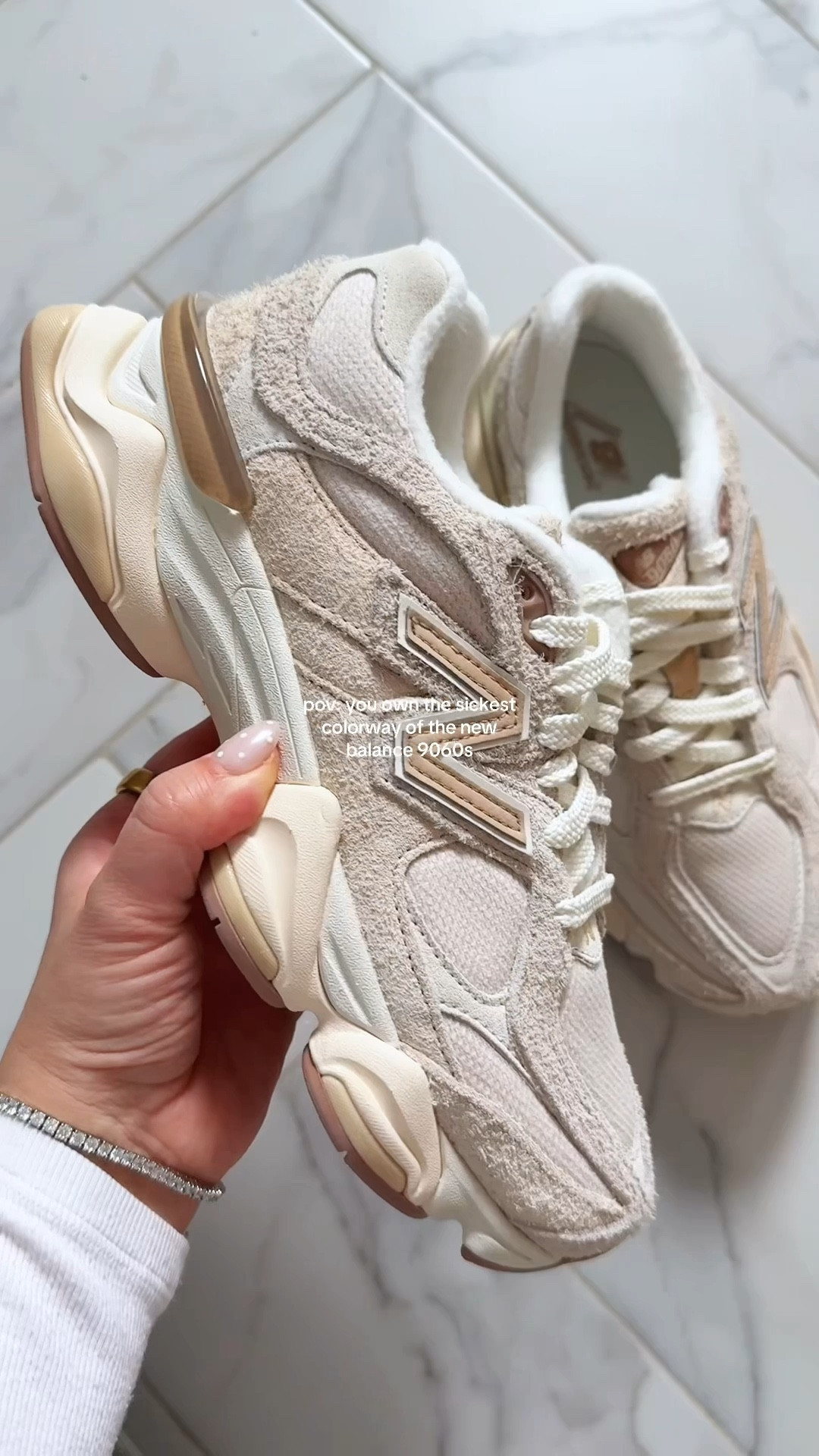 The prettiest color!! 

neutral new balance sneakers
beige new balance sneakers
chunky new balance sneakers
everyday walking sneakers women
comfortable lifestyle sneakers
trendy neutral sneakers
dad sneakers women
casual athleisure sneakers
supportive sneakers for moms
new balance outfit sneakers 

#LTKSaleAlert #LTKActive #LTKootd