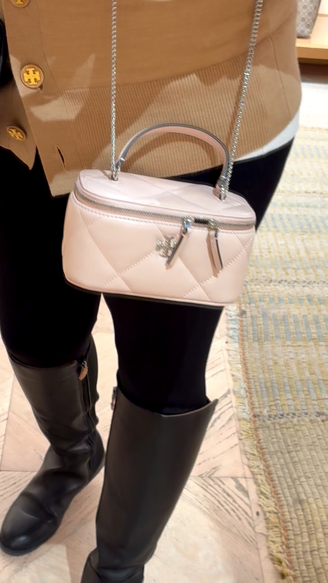 This pretty pink vanity case by Tory Burch makes the perfect gift for you or someone else! 

#LTKdayinmylife #LTKBeauty #LTKWorkwear