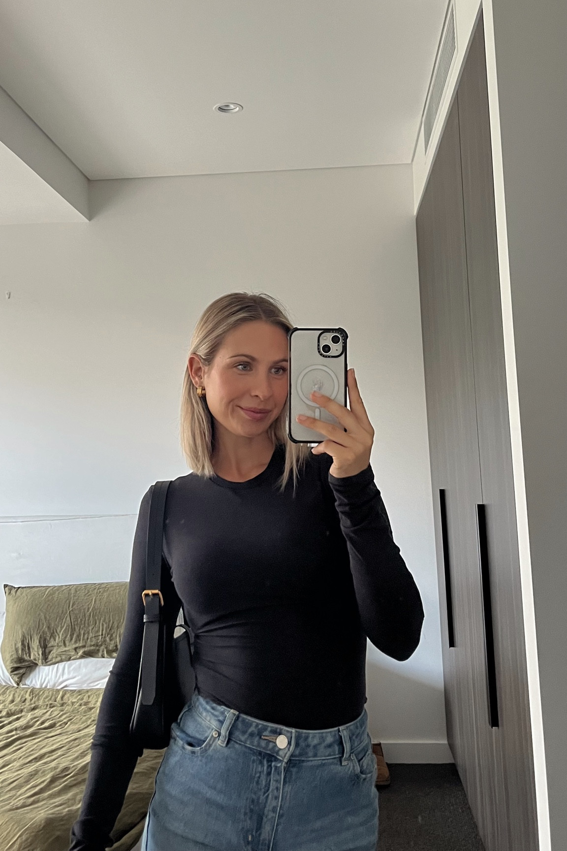 Casual autumn ootd 🖤🍂

#LTKfindsunder50 #LTKfindsunder100 #LTKSeasonal