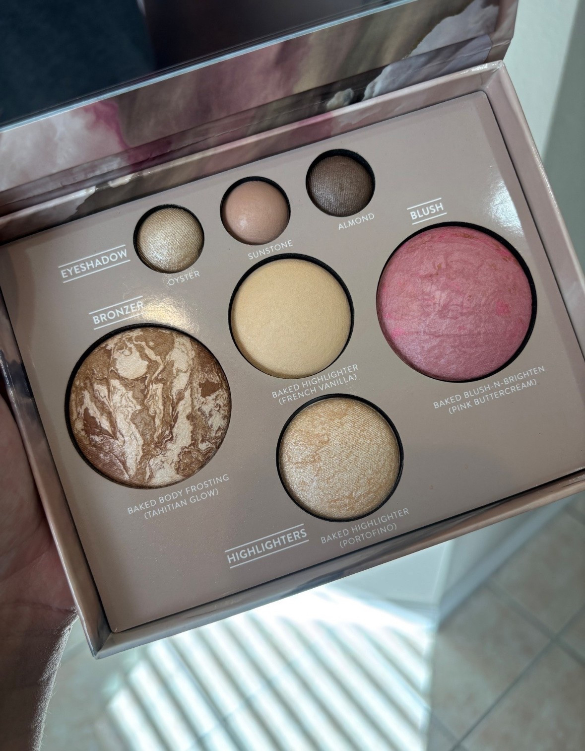 Best do it all palette & easy to pack and travel with! Bronzer, blush, highlighter & shadows

#LTKMothersDay #LTKSaleAlert #LTKselfcare