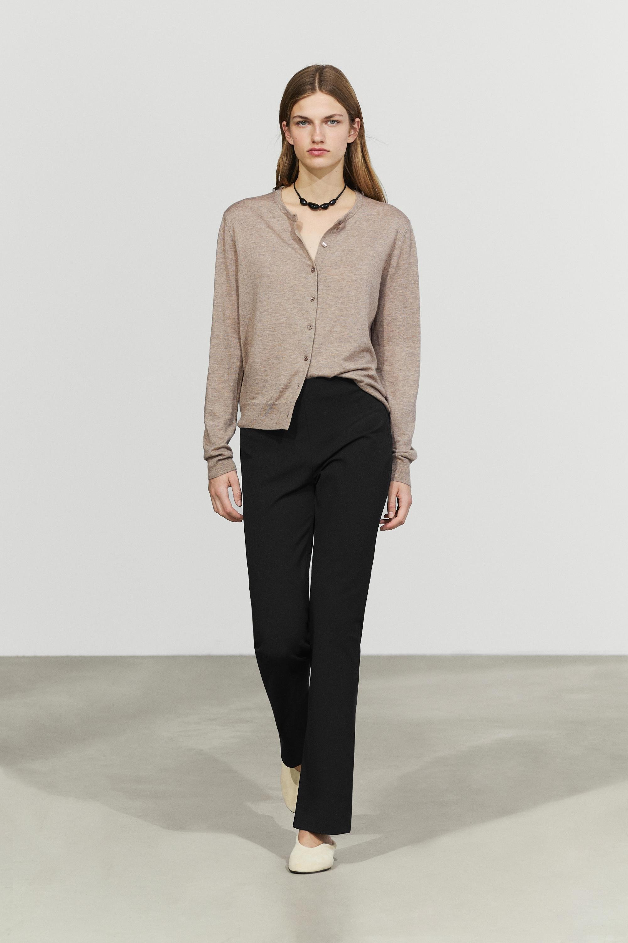 Fine-knit round neck cardigan | Massimo Dutti UK