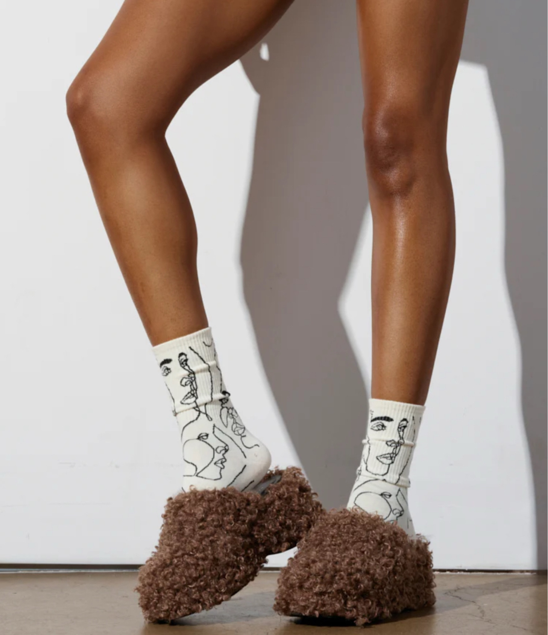 Furry Clogs✨

#LTKShoeCrush #LTKFindsUnder100 #LTKSeasonal