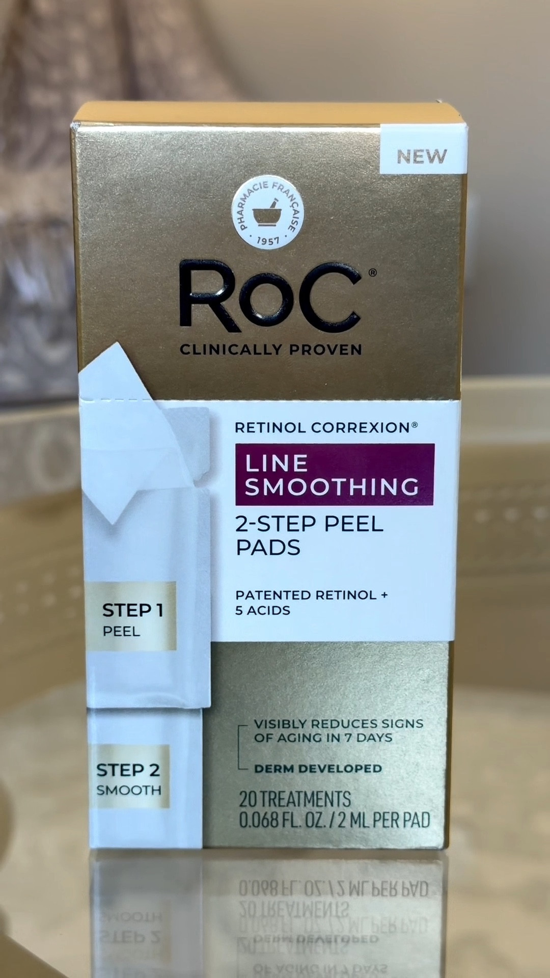 #ad If your makeup has been looking patchy, cakey, or just not sitting right lately… this might be why 👀✨
Great makeup starts with great skin prep — especially over 40.
I’ve been using the RoC Line Smoothing 2-Step Peel Pads, and they’ve made such a difference in how smooth my skin looks and how beautifully my foundation lays on top.
✔️ Smoother texture
✔️ Brighter skin
✔️ No downtime
✔️ Better makeup days
After just a few uses, my base looks more flawless and natural — like my skin, but better 💛
Linked here for you!
#roc_partner #rocskincare
#skintok #targetpartner #target
@rocskincare @target