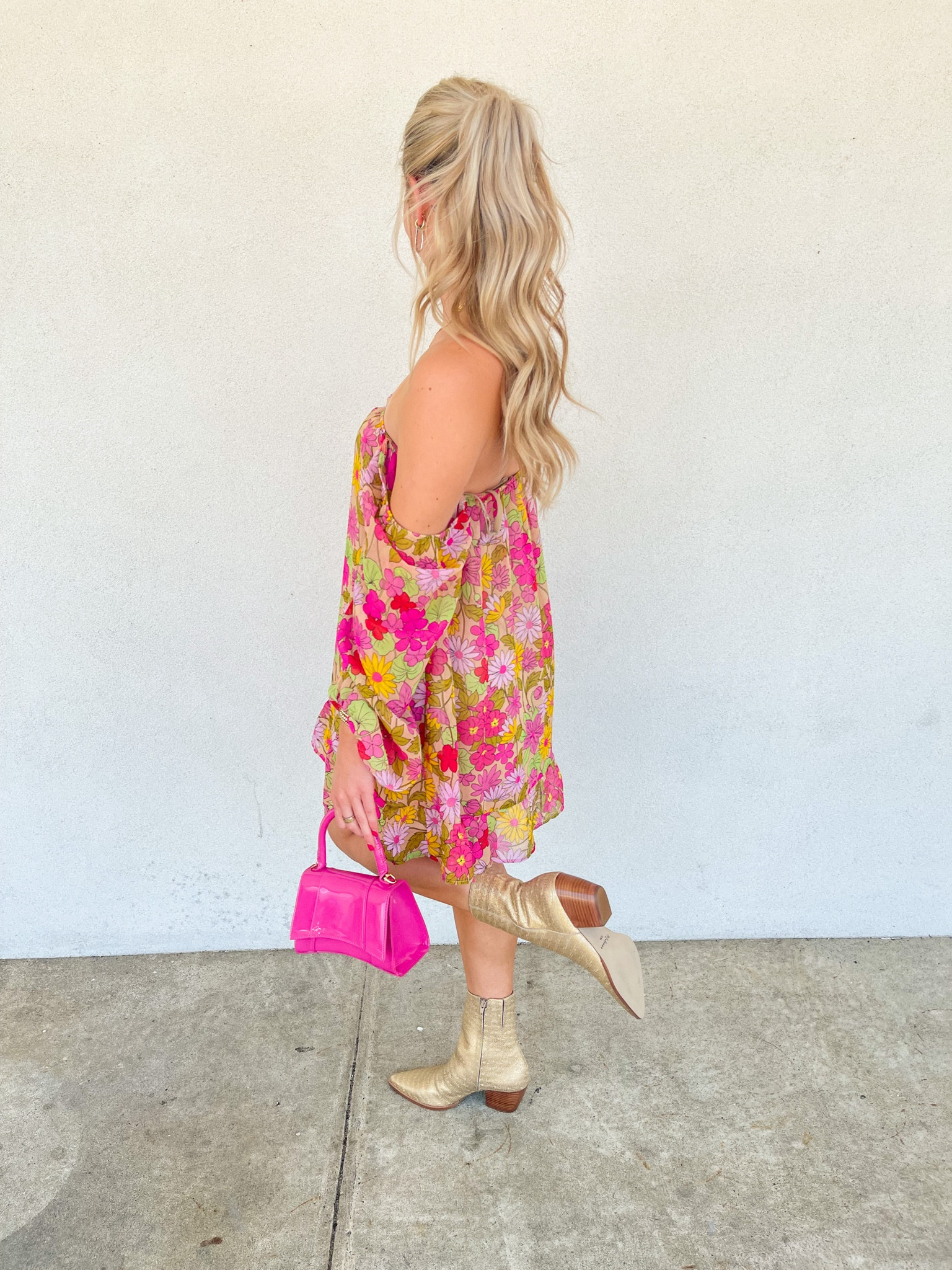 ITS COLOR SEASON🩷🎀🌺🌸💐🫶🏼 
☆size xs in dress!
🚨DRESS IS ON SALE NOW

#LTKstyletip #LTKtravel #LTKfindsunder100