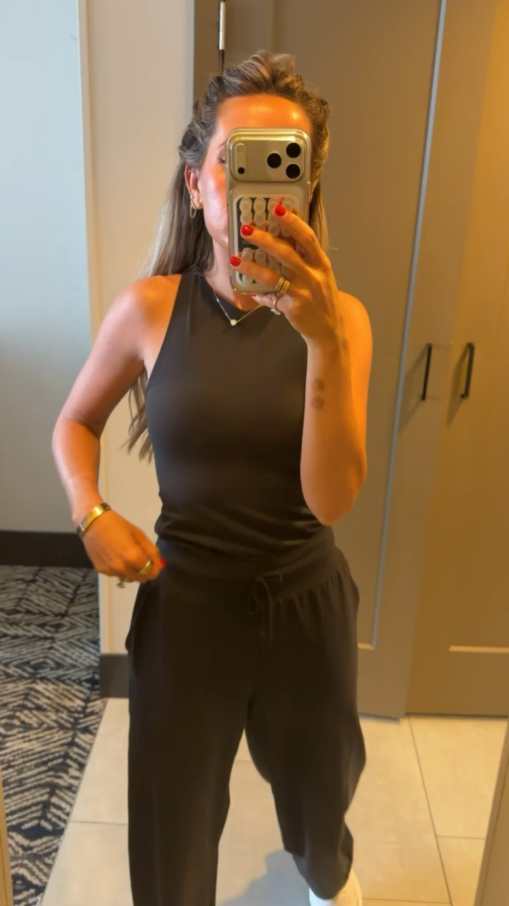 Loving this look from lulu lemon! This is the prefect travel outfit! 

Lululemon outfit, travel style, comfortable airport fashion

#LTKmomlife #LTKootd #LTKTravel
