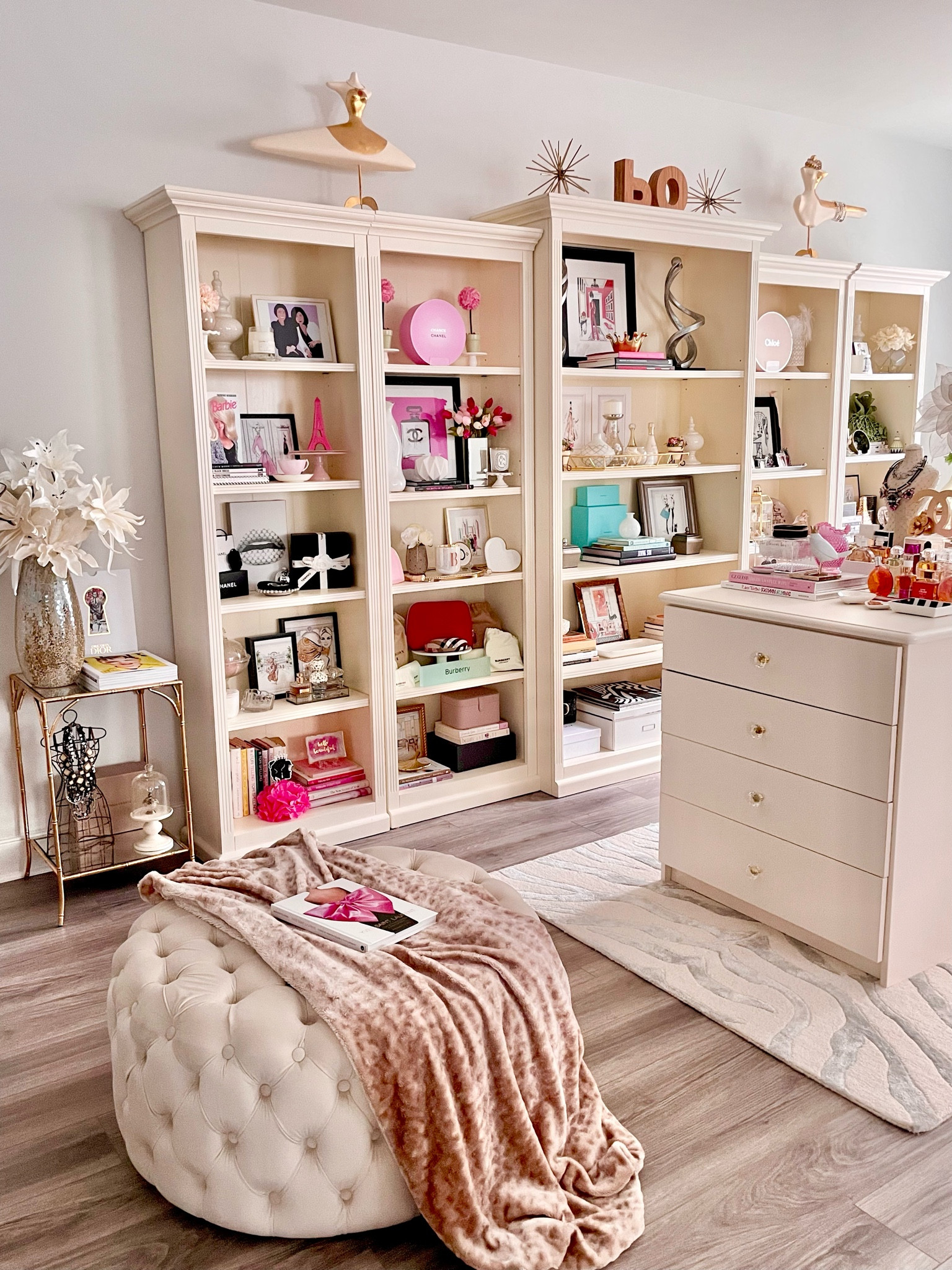 My 5 piece bookshelf is currently on sale for a limited time! They can be split up or grouped all together like I did  

#LTKFind #LTKsalealert #LTKhome