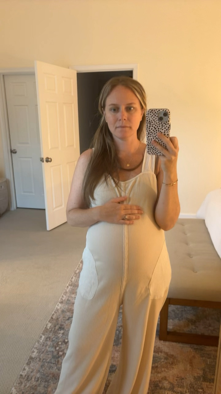 Non-maternity bump accommodating! free people dupe overalls 

#LTKStyleTip