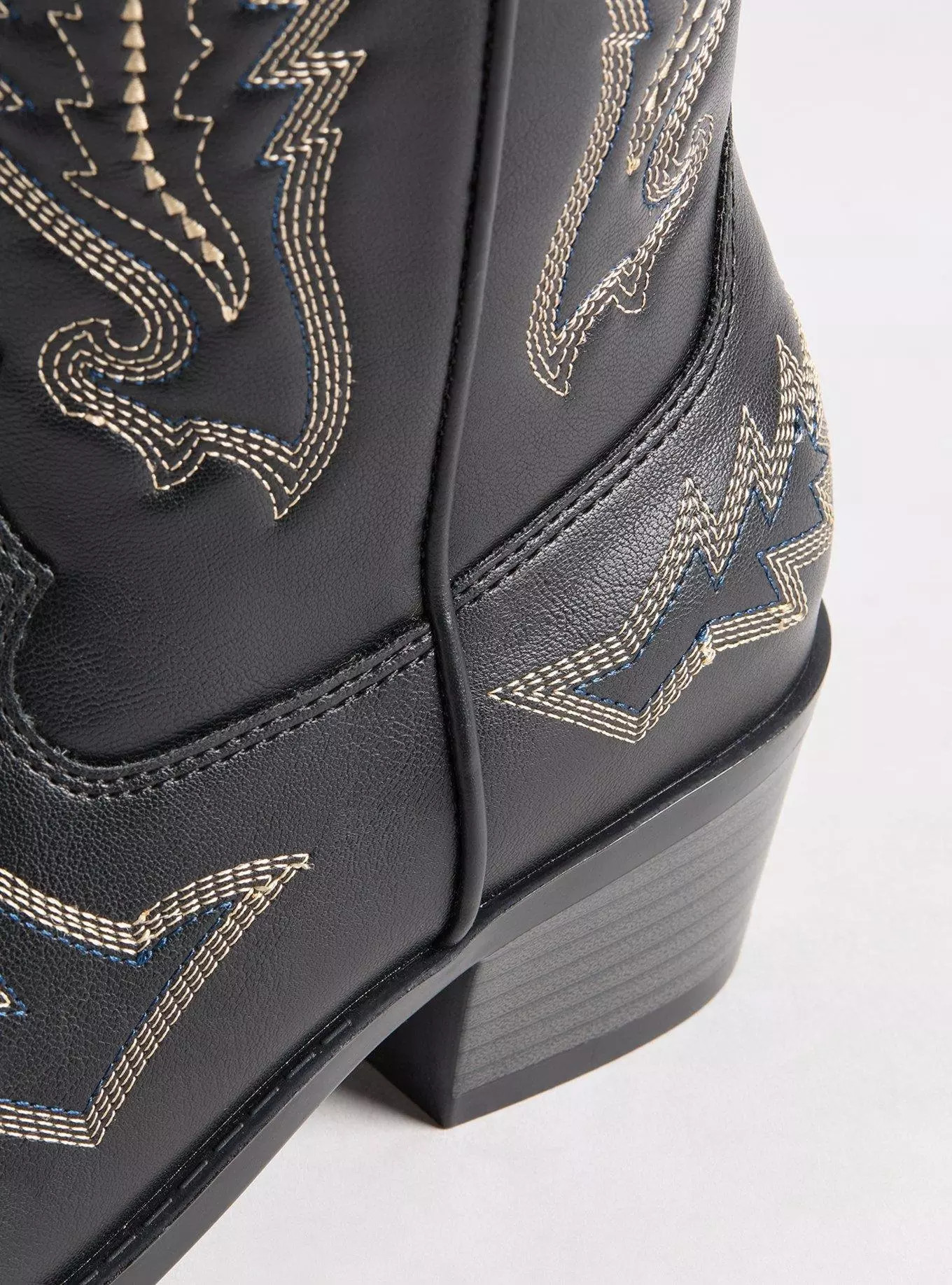 Western Knee Boot (WW) | Torrid (US & Canada)