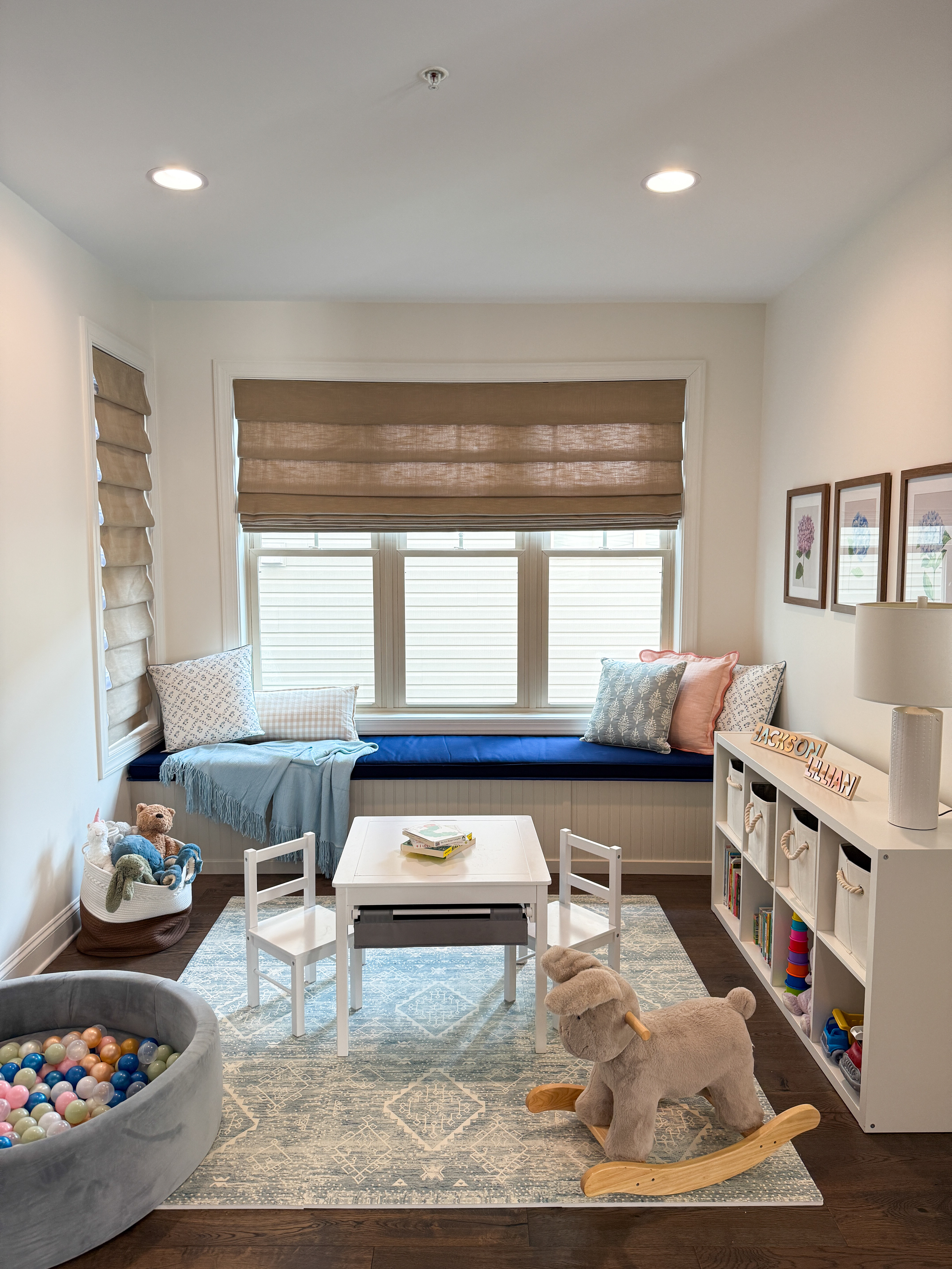 Our breakfast nook got a playroom makeover — and I’m obsessed. 🧸
I wanted a space that worked for my toddlers and looked like it belonged with the rest of our home.
✨ Tap to shop:
✔️ Neutral play mat (easy to clean + soft!)
✔️ Toy storage bins
✔️ Window bench with hidden storage
✔️ Roman shades for a layered look
✔️ Kid-friendly pillows + wall art

#LTKHome #PlayroomGoals #ChicPlayroom #LTKKids #ToddlerPlayroom #OrganizedHome


#LTKHome #LTKKids #LTKFamily