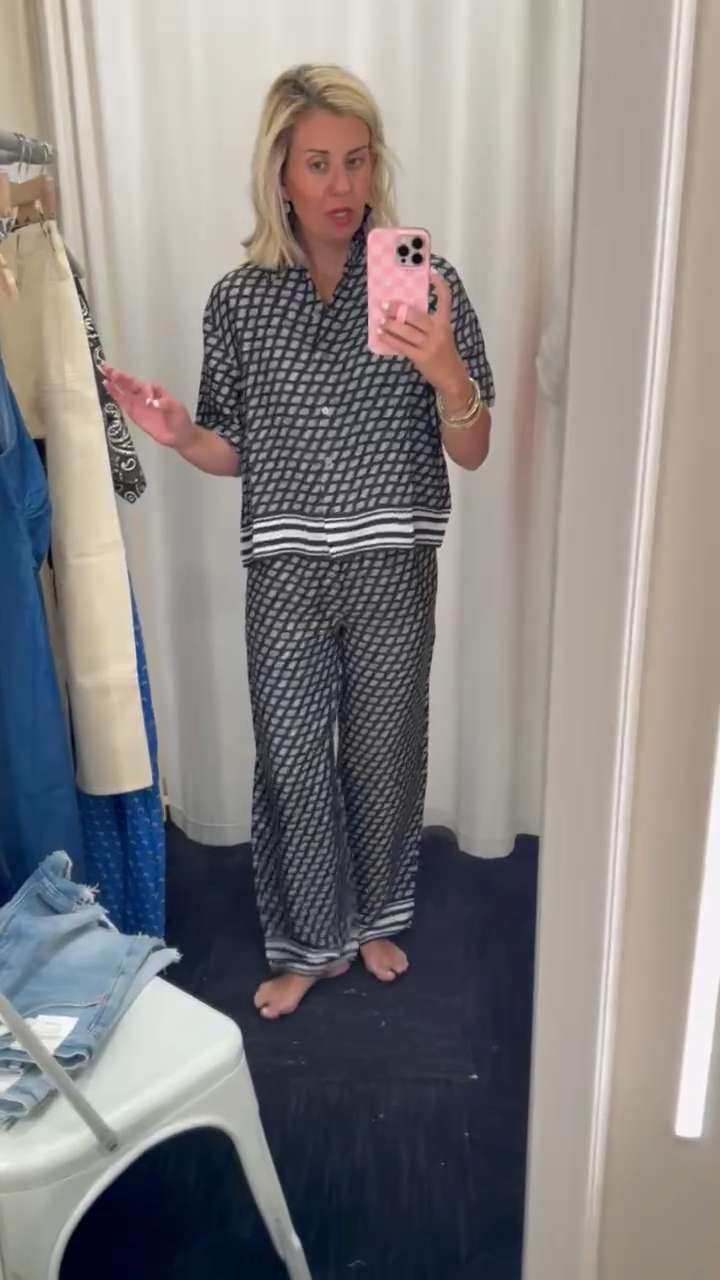 #LTKxMadewell 20% off sitewide! THIS SET IS STUNNING! It can be worn together or separate. It's a very flowy woven material and can be styled so many ways! Size XS in both! 

 #LTKxMadewell #LTKootd #LTKSaleAlert