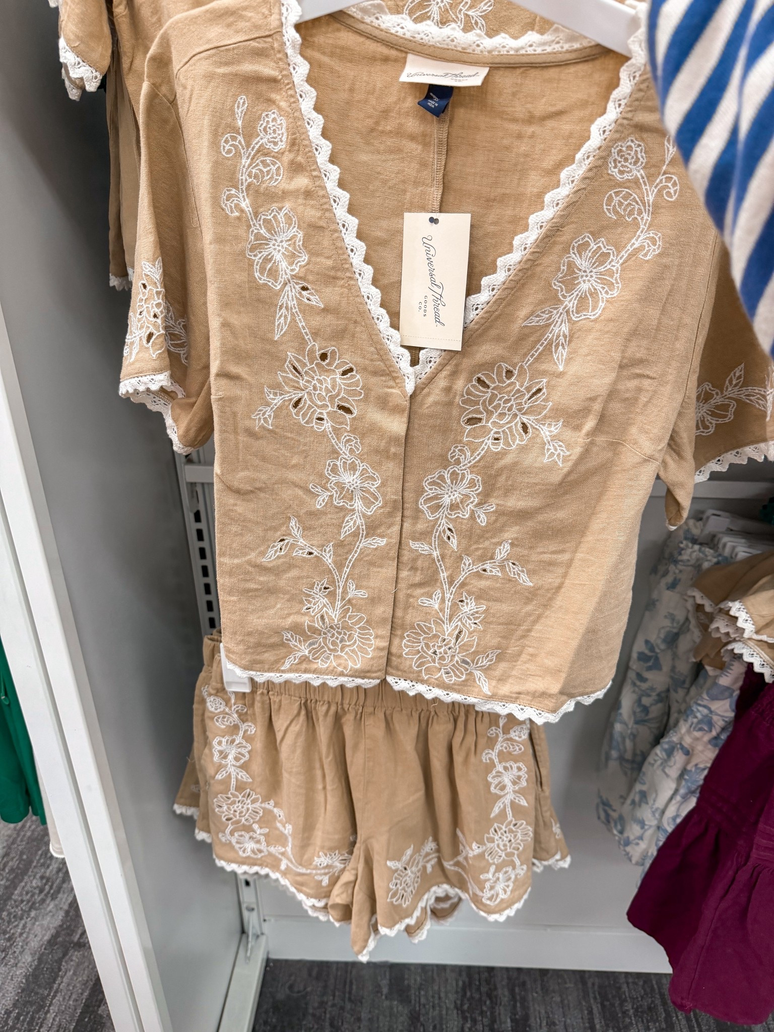 New @Target set
Vacation outfit
Date night 
Spring Summer outfit 