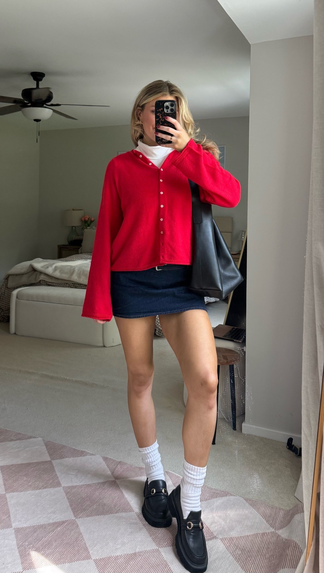 Fall outfit 🧣 medium in cardigan! #fallfashion @abercrombie

#LTKootd