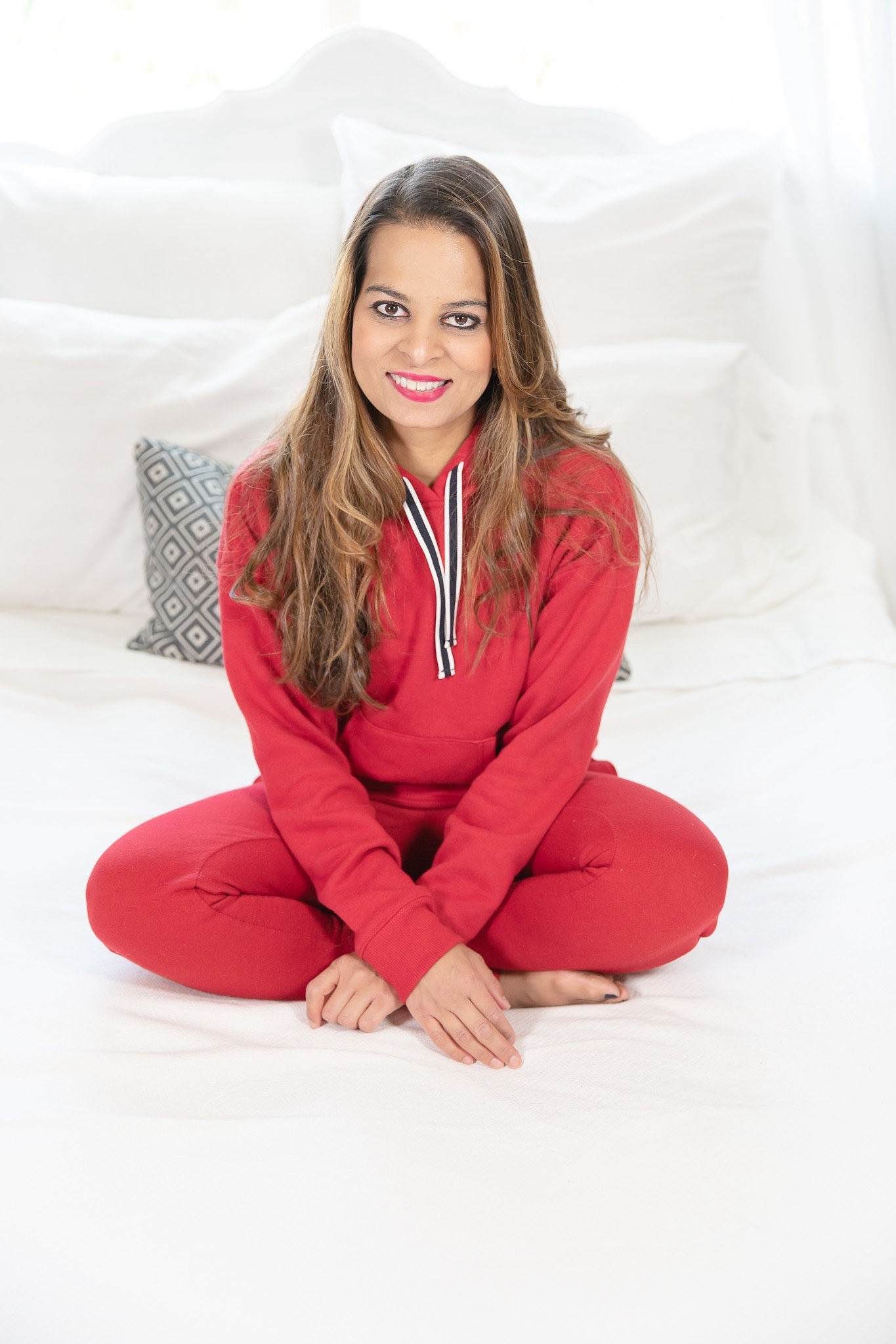 Fresh, soft, and timeless 🤍
White bed sheets instantly elevate your bedroom and give that hotel-at-home feel we all love.
#stylewithkitty

#beddingessentials #whitebedding #cozybed #homestyle #bedroomdecor #neutraldecor #homecomfort #amazonfinds #sleepinspo #minimalhome

#LTKFindsUnder50 #LTKHome #LTKSaleAlert