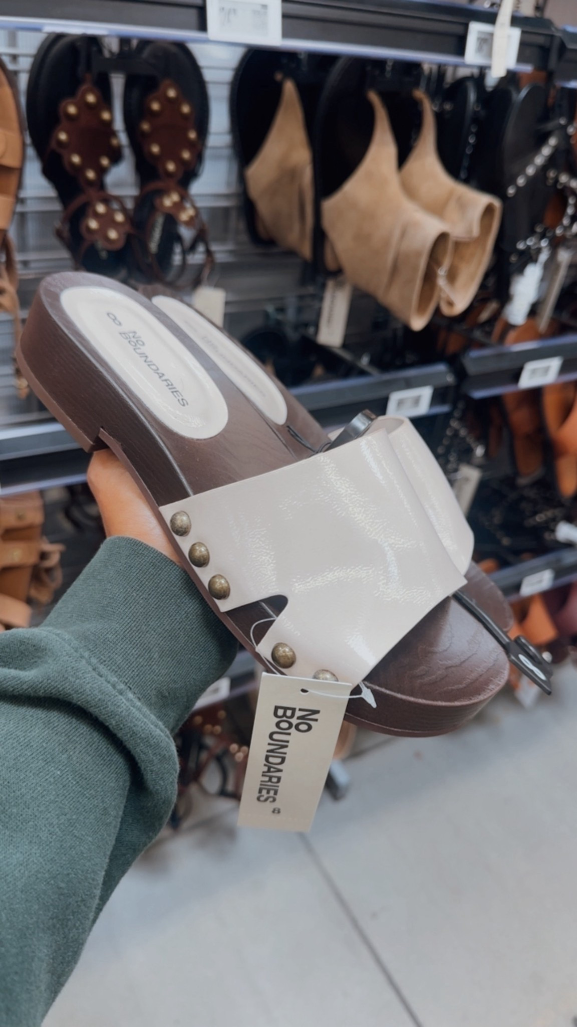 Walmart sandals for less!!