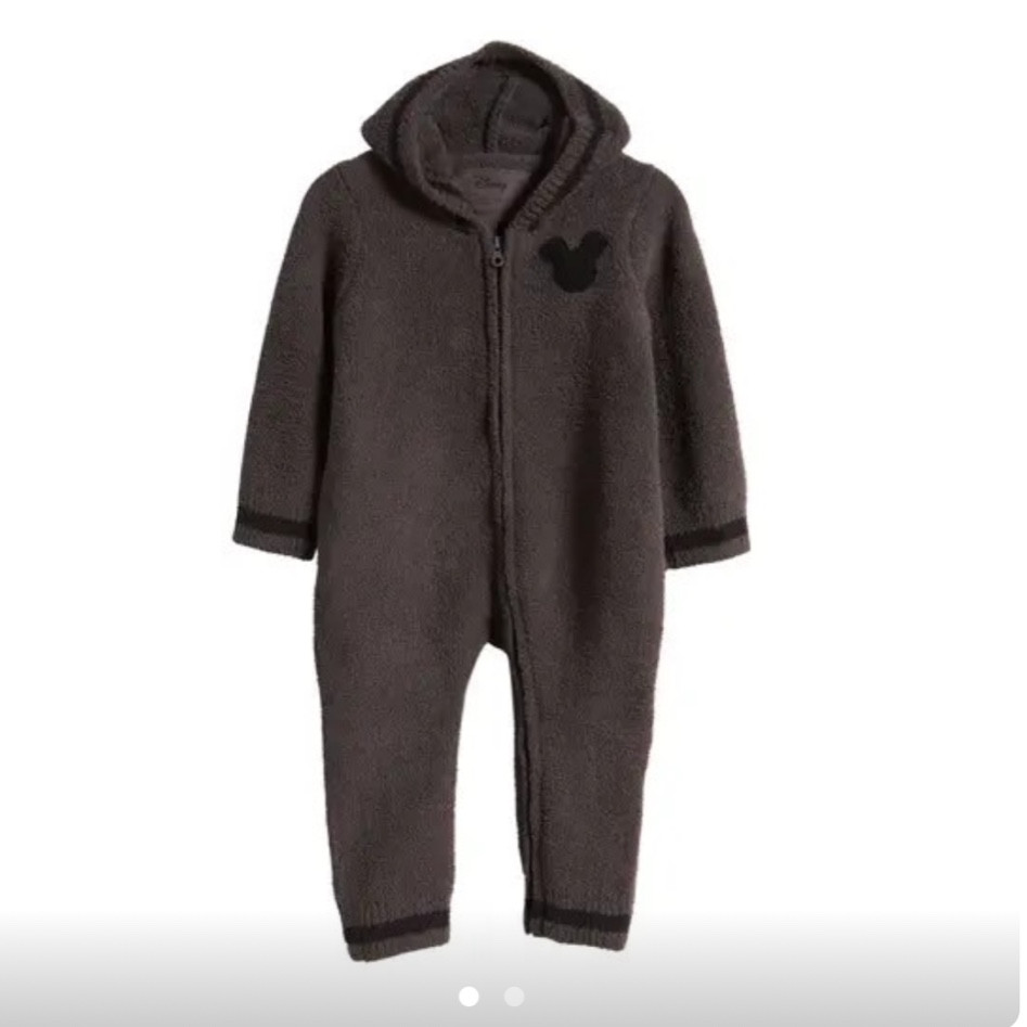 Barefoot Dreams® x Disney CozyChicT™
Mickey Mouse Hooded Romper in Carbon at Nordstrom Rack, Size 3-6M

#LTKGiftGuide #LTKBaby #LTKKids