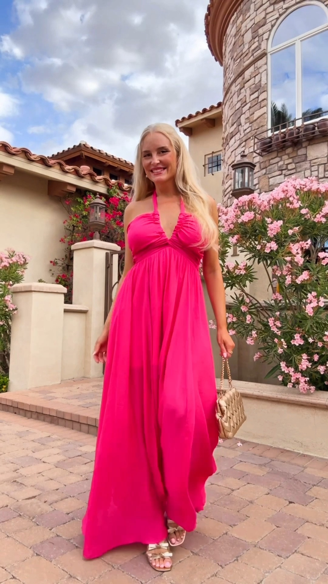 🌺 Use code REBECCAP30 for 30% off this dress! 🌺

This gorgeous pink maxi dress was perfect for a date night with my hubby. This dress is absolutely perfect for vacation too! Wearing a size medium. These gold heels are so pretty and feminine, plus so comfy - worth every penny! 

Resort style, vacation dress, vacation outfit 

#LTKxVICI #LTKTravel #LTKSeasonal
