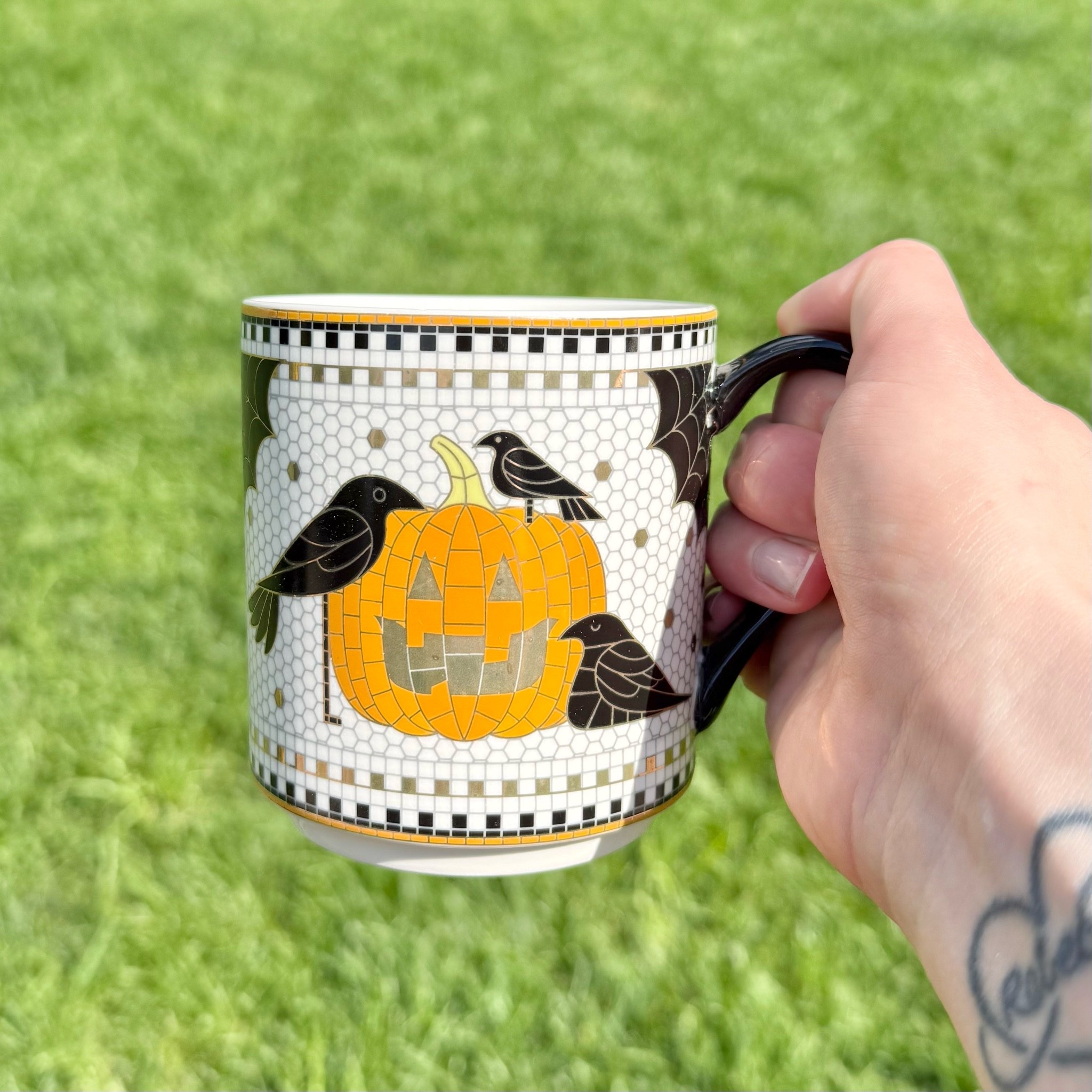 This year’s Halloween bistro tile collection from @anthropologie is amazing! You’ll want it all!!! 

Bistro Tile Stoneware 24k Gold Accent Halloween Mug
$16.00
Available in 5 different prints 

Free shipping on $50+ orders

#LTKSeasonal #LTKHome