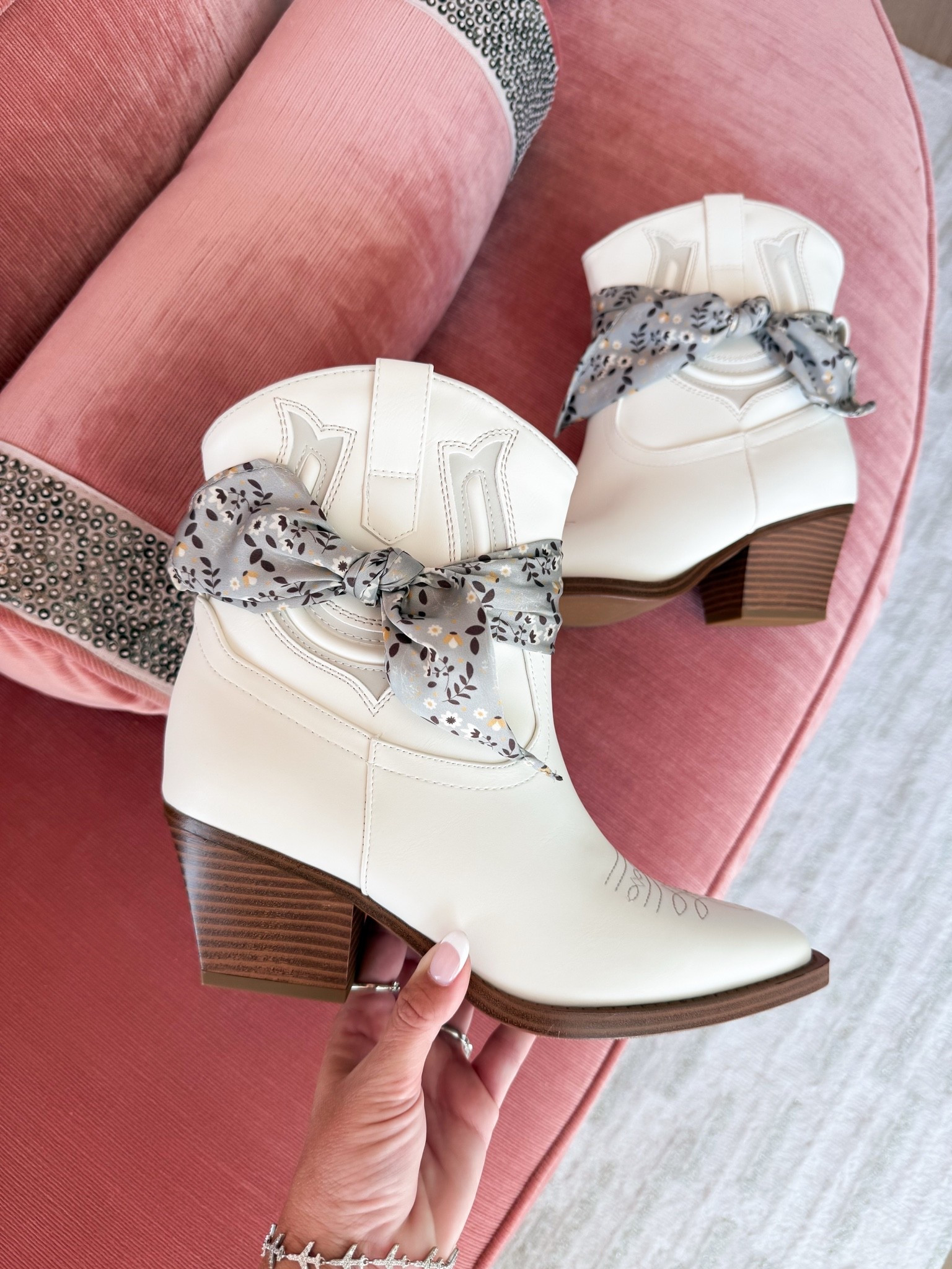 How adorable are these boots!?!

#LTKootd #LTKgrwm #LTKmomlife