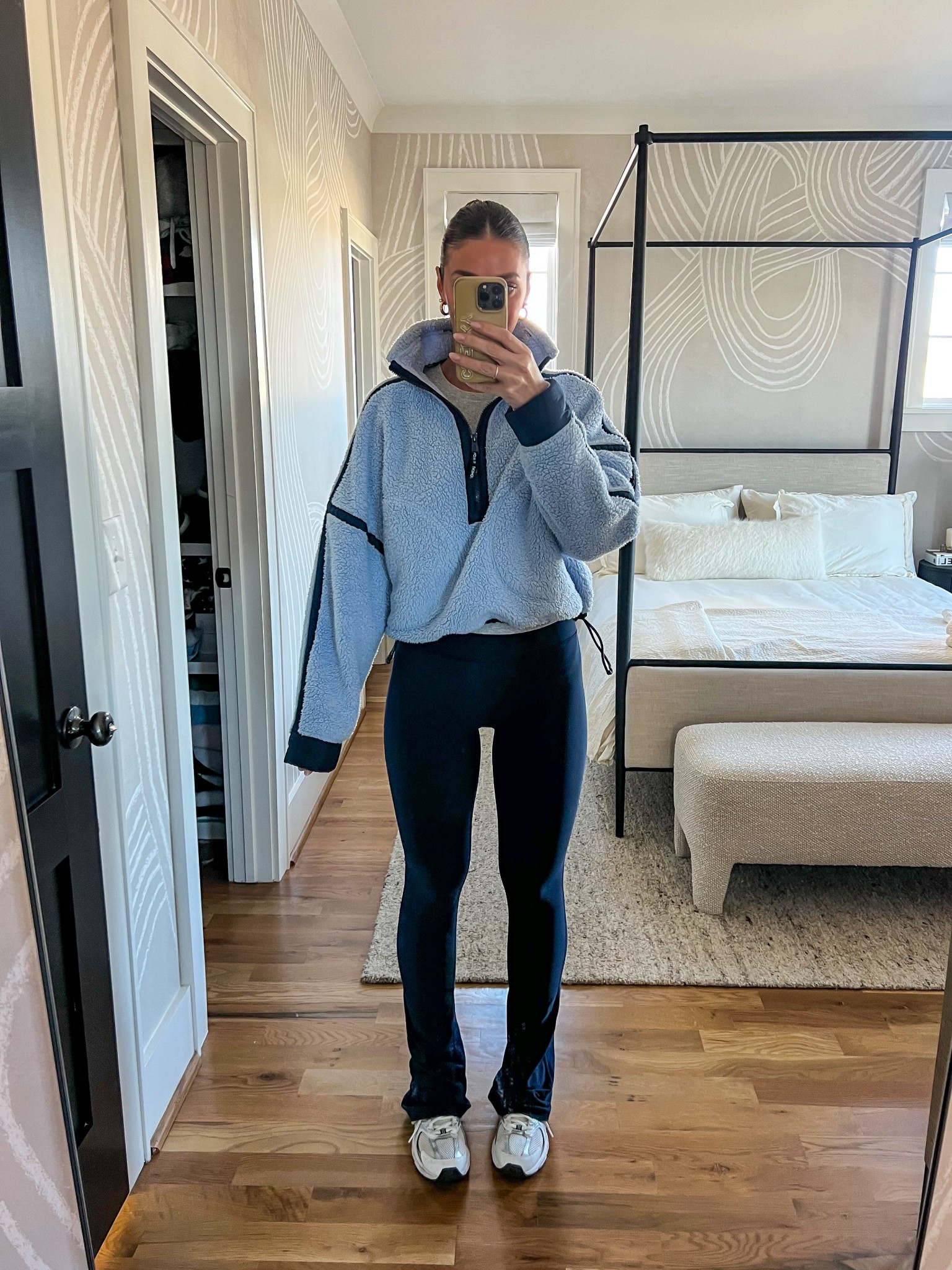 Pants run small so I’m wearing a medium tall! I’m 5’8 and they are long on me. Fleece pullover is a size small! 