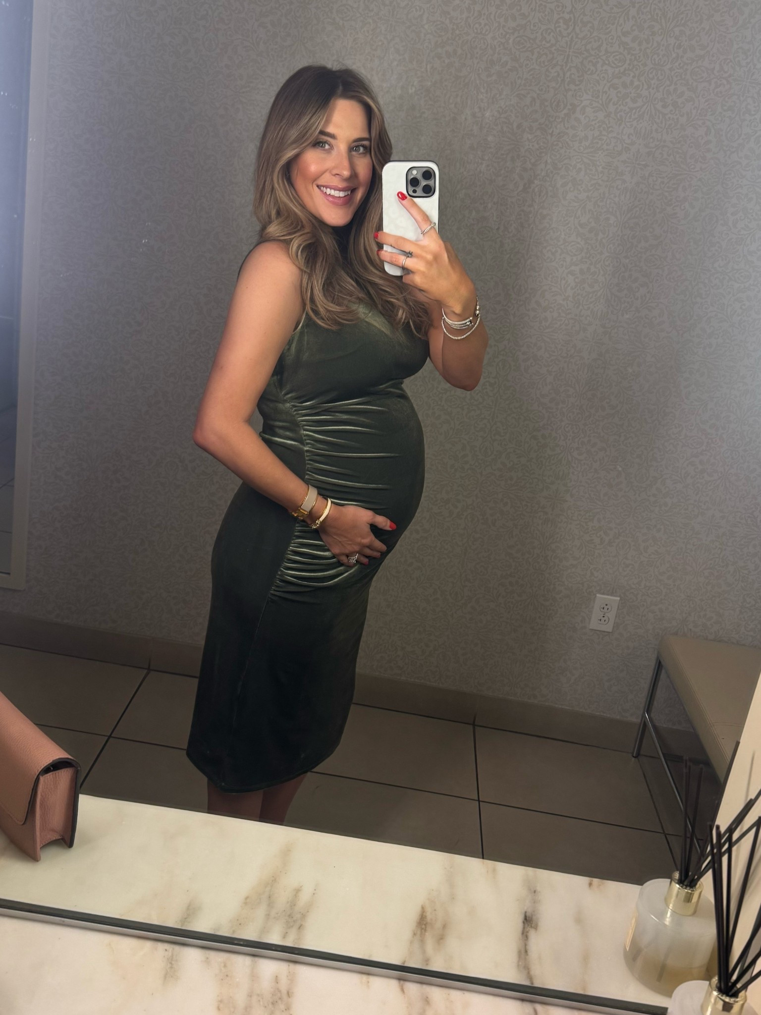 Non-maternity, but make it maternityy#LTKSpringSale

#LTKBump #LTKFindsUnder100